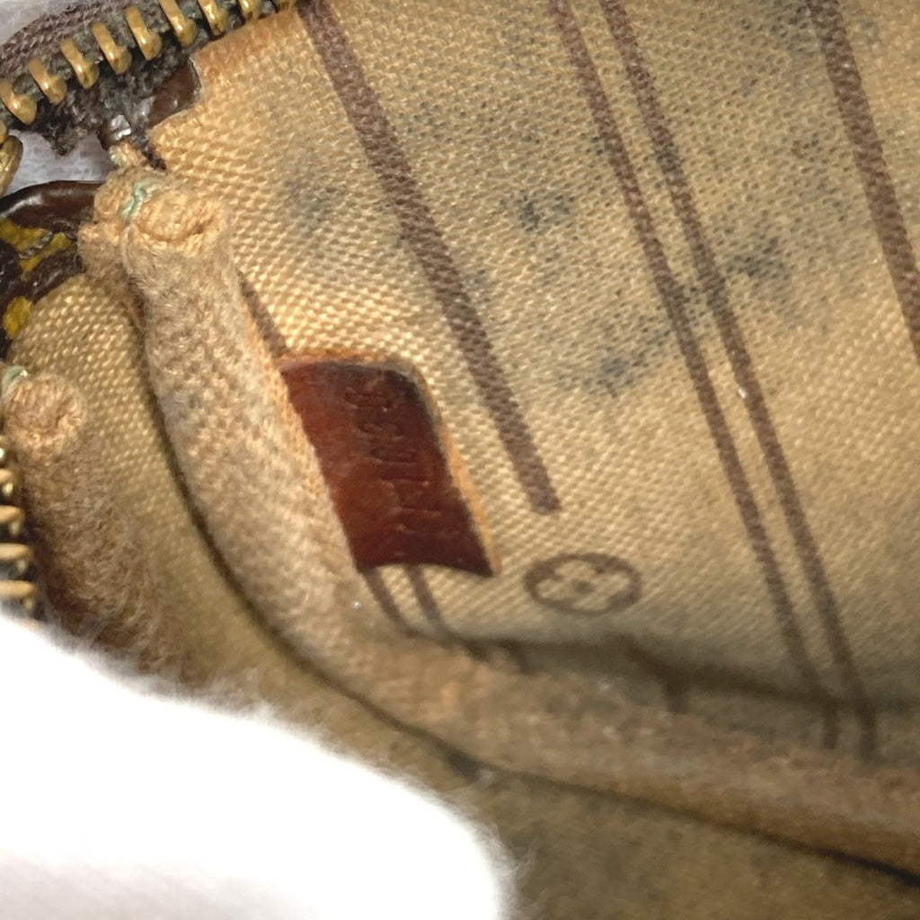Louis Vuitton Brown Monogram Monogram Handbag Pochette Shoulder Bag