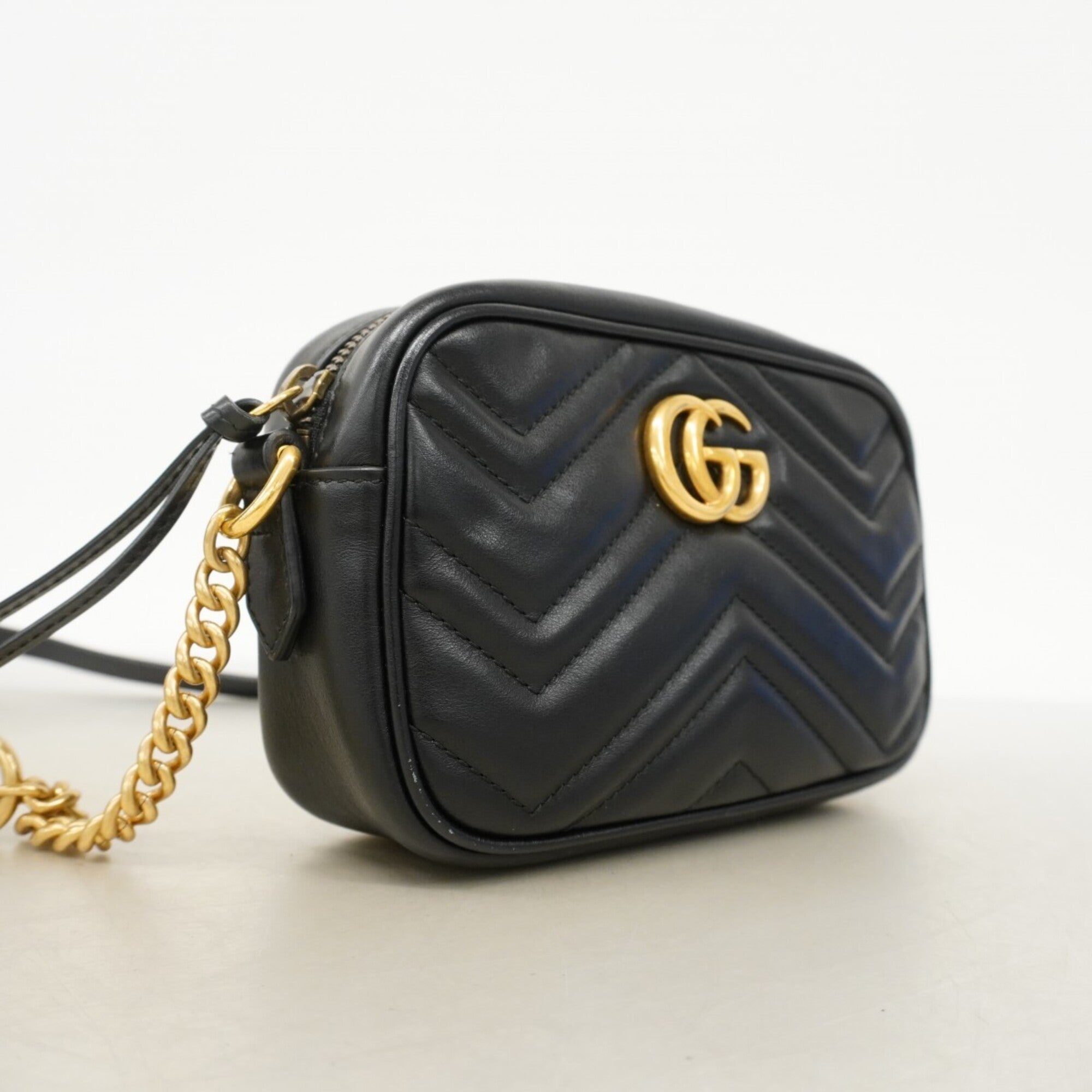 Gucci Black Leather Shoulder Bag (Pre-Owned)