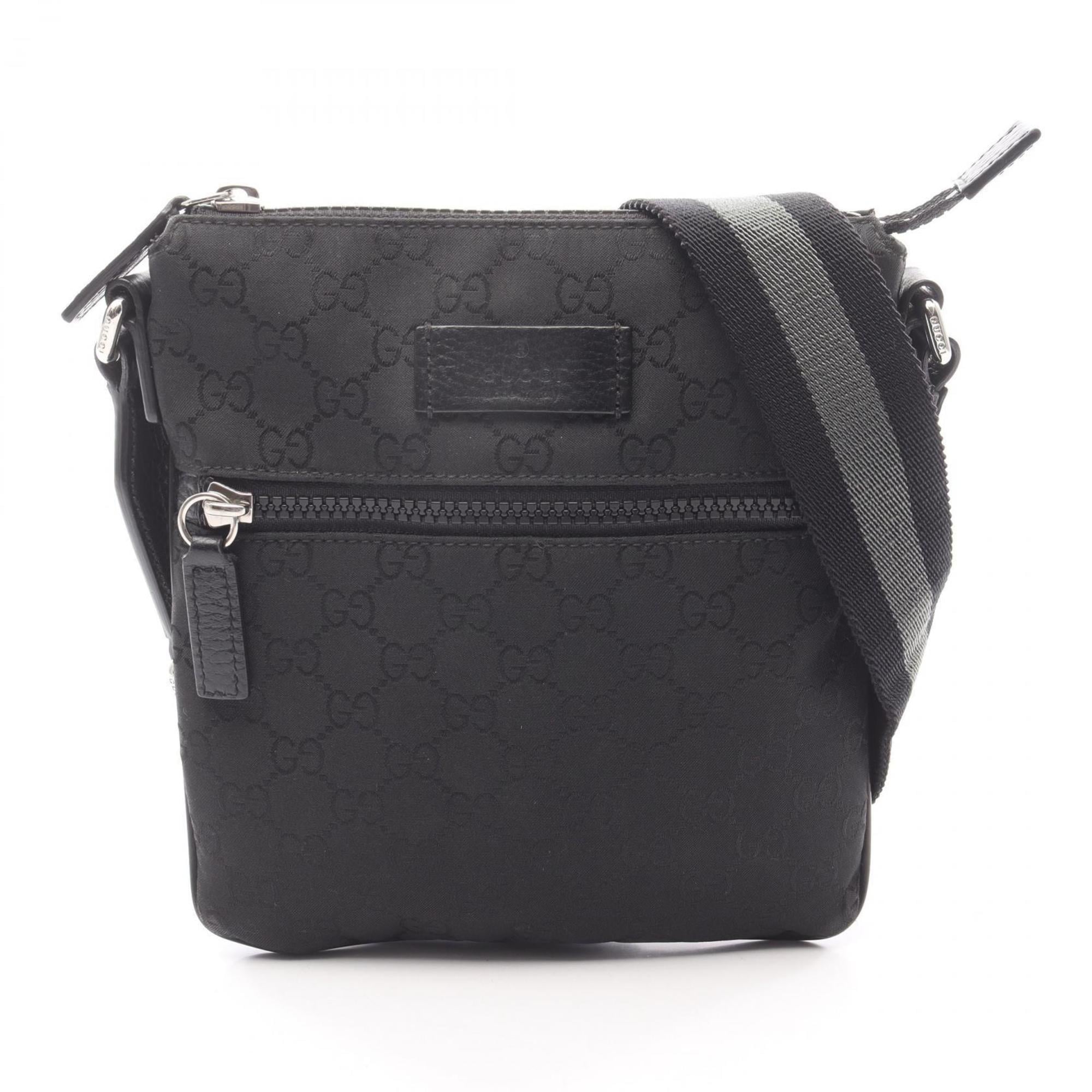 Gucci Black Nylon Leather Shoulder Bag (Pre-Owned)