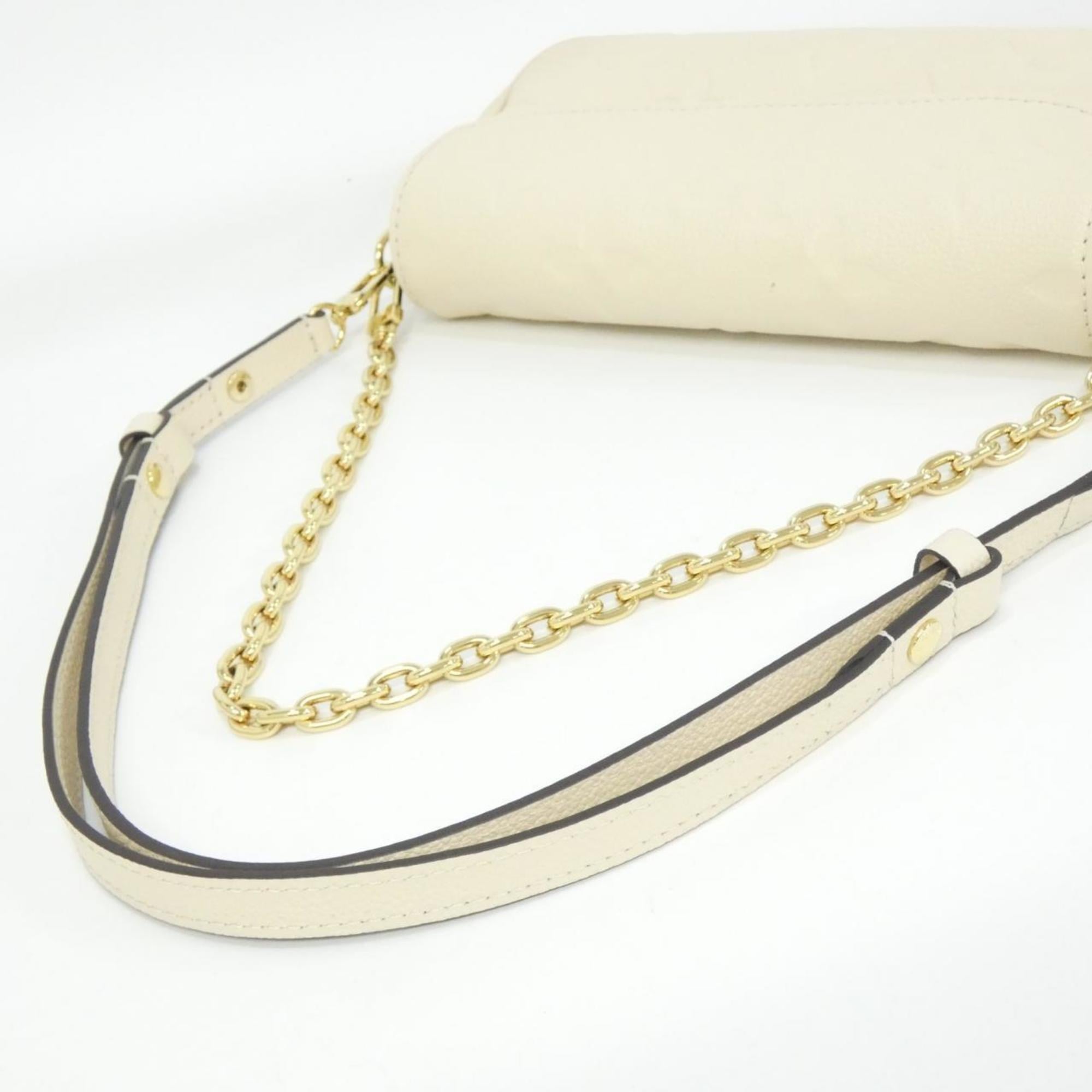 Louis Vuitton Cream Leather Shoulder Bag