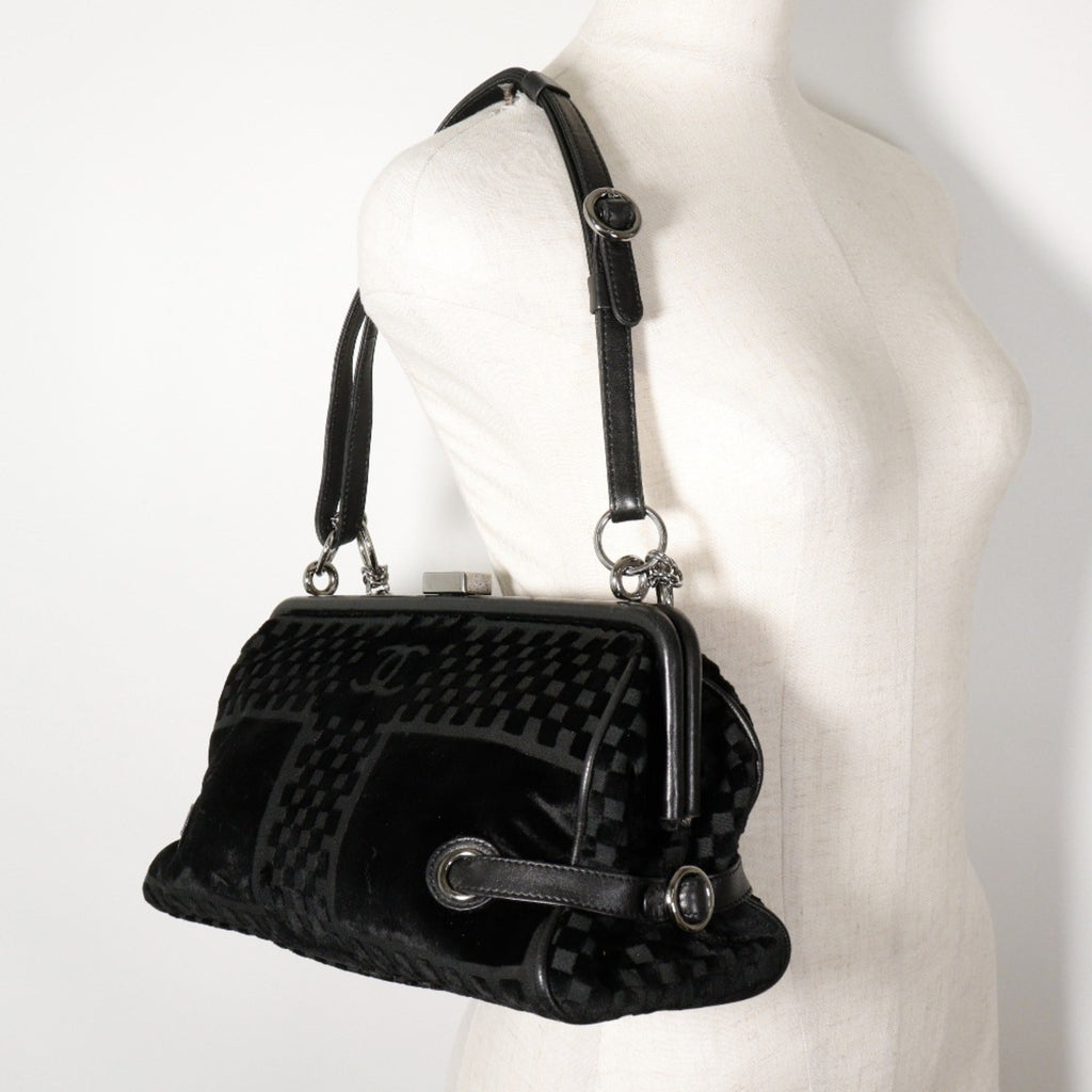 Chanel Black Leather Shoulder Bag
