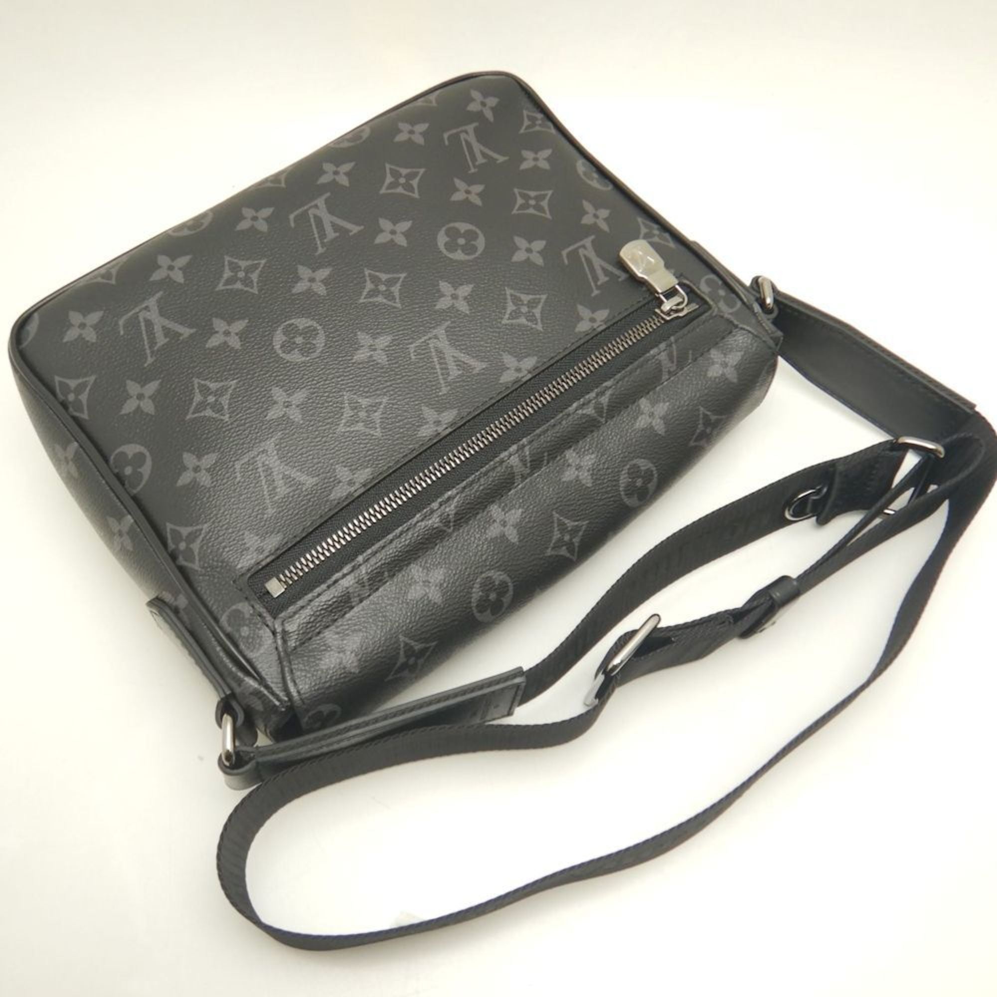Louis Vuitton Black Monogram Eclipse Noir Monogram Eclipse Shoulder Bag