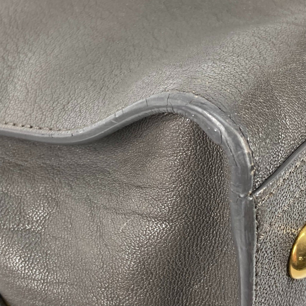 Yves Saint Laurent Gray Leather Handbag (Pre-Owned)