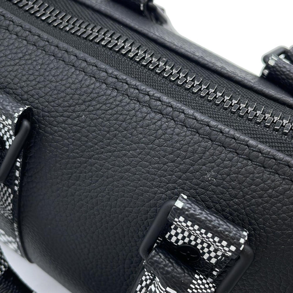 Louis Vuitton Black Leather Shoulder Bag