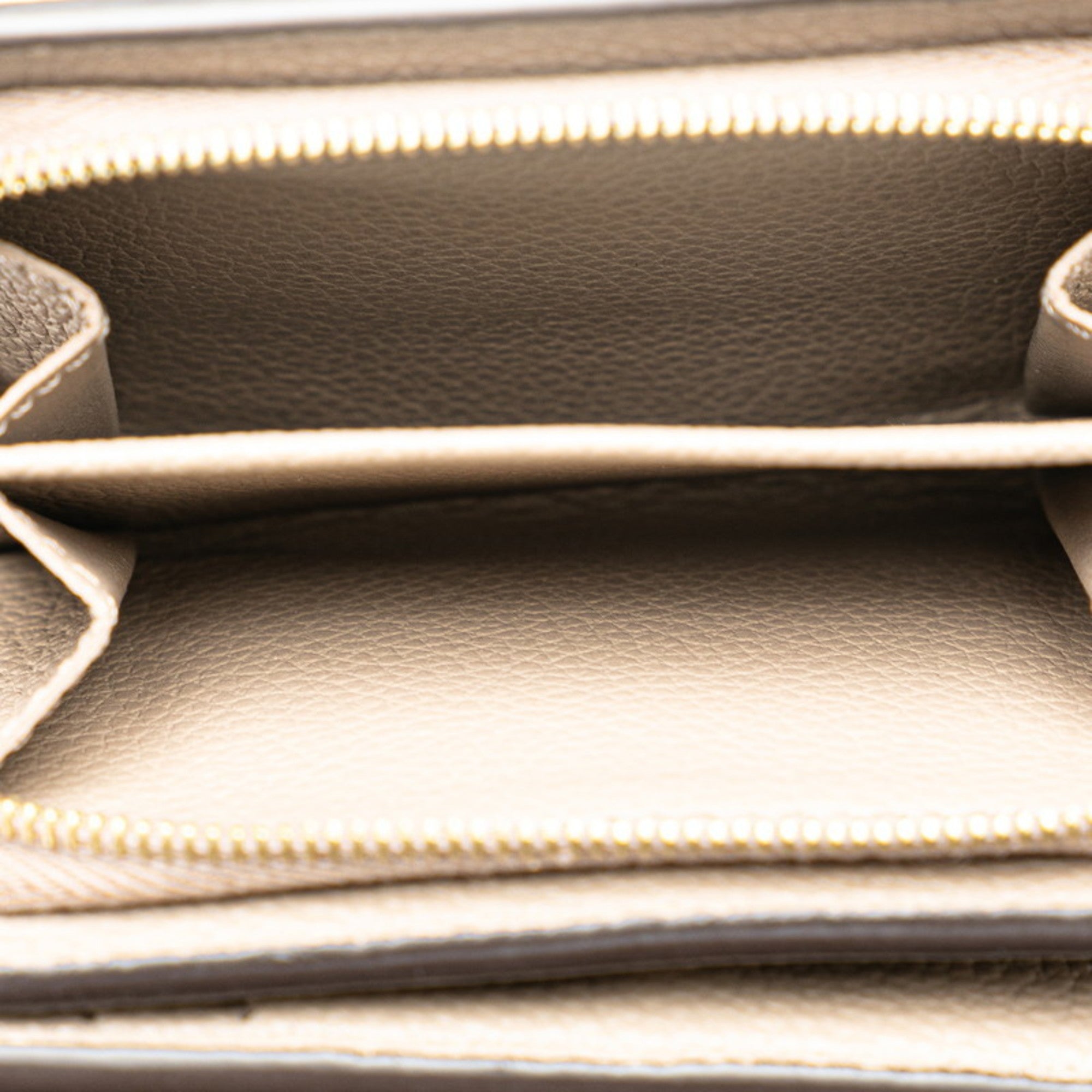 Louis Vuitton Beige Tourterelle Leather Wallet