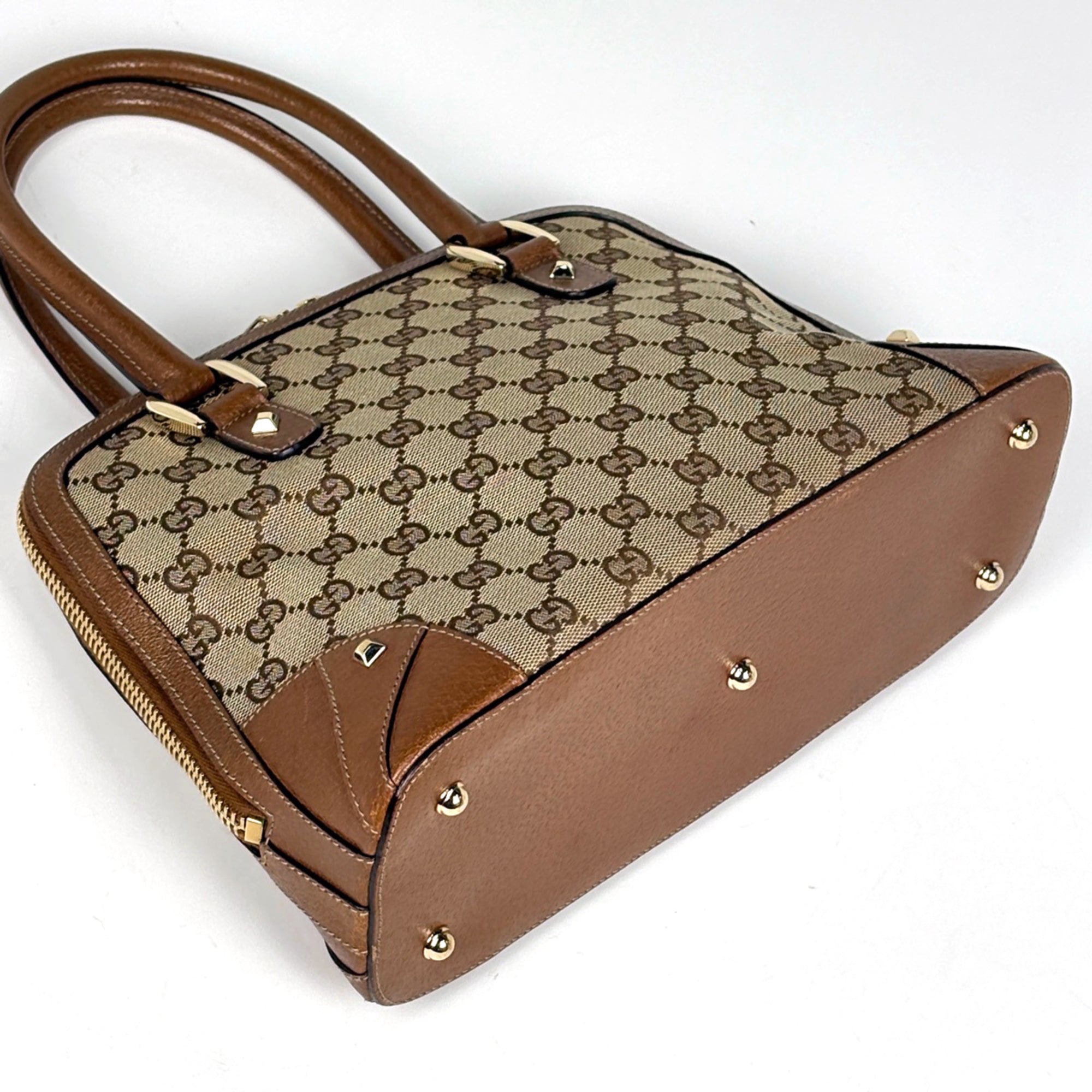 Gucci Gg Canvas Brown Gg Canvas Leather Handbag (Pre-Owned)
