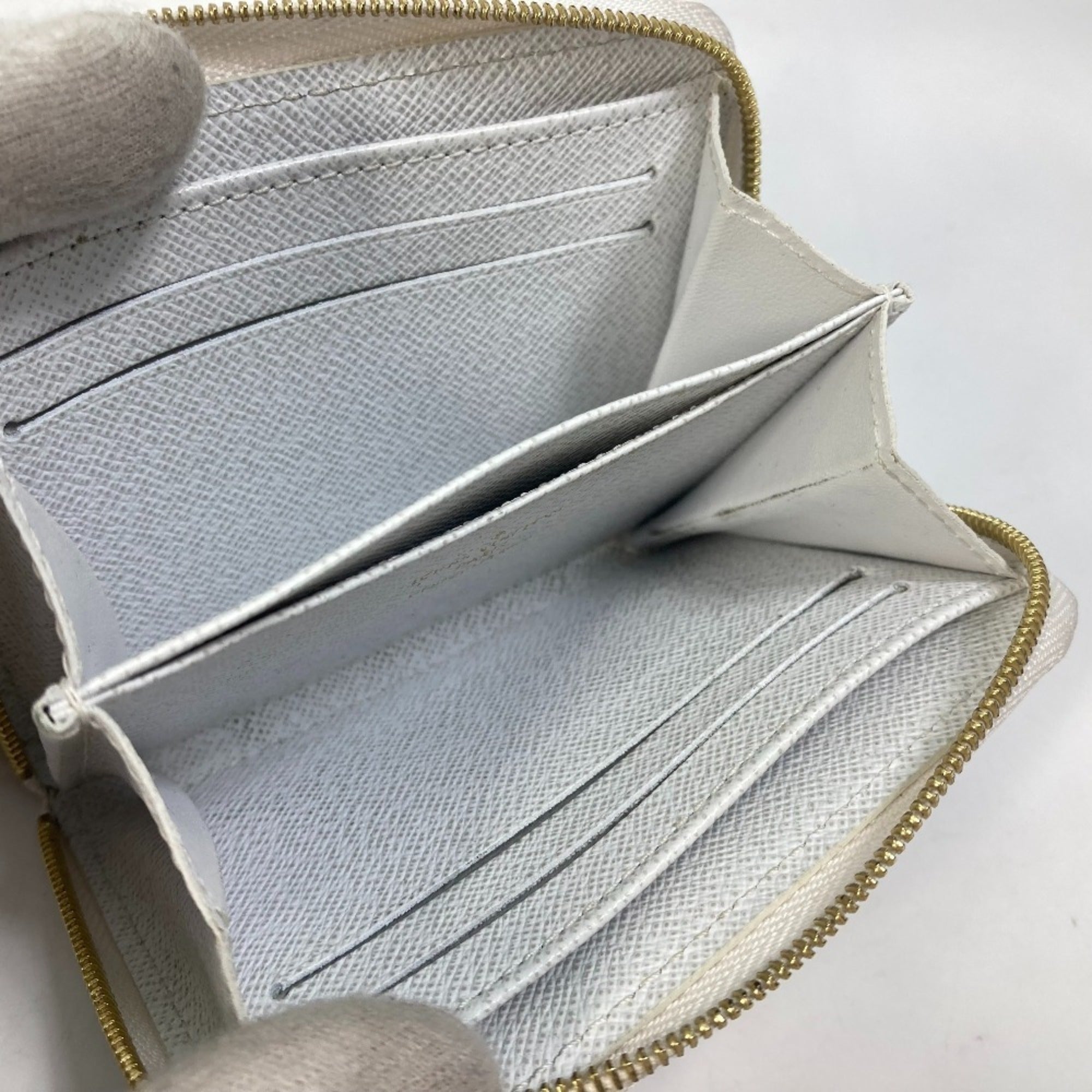 Louis Vuitton Epi Blanc White Epi Leather Coin Purse/Coin Case