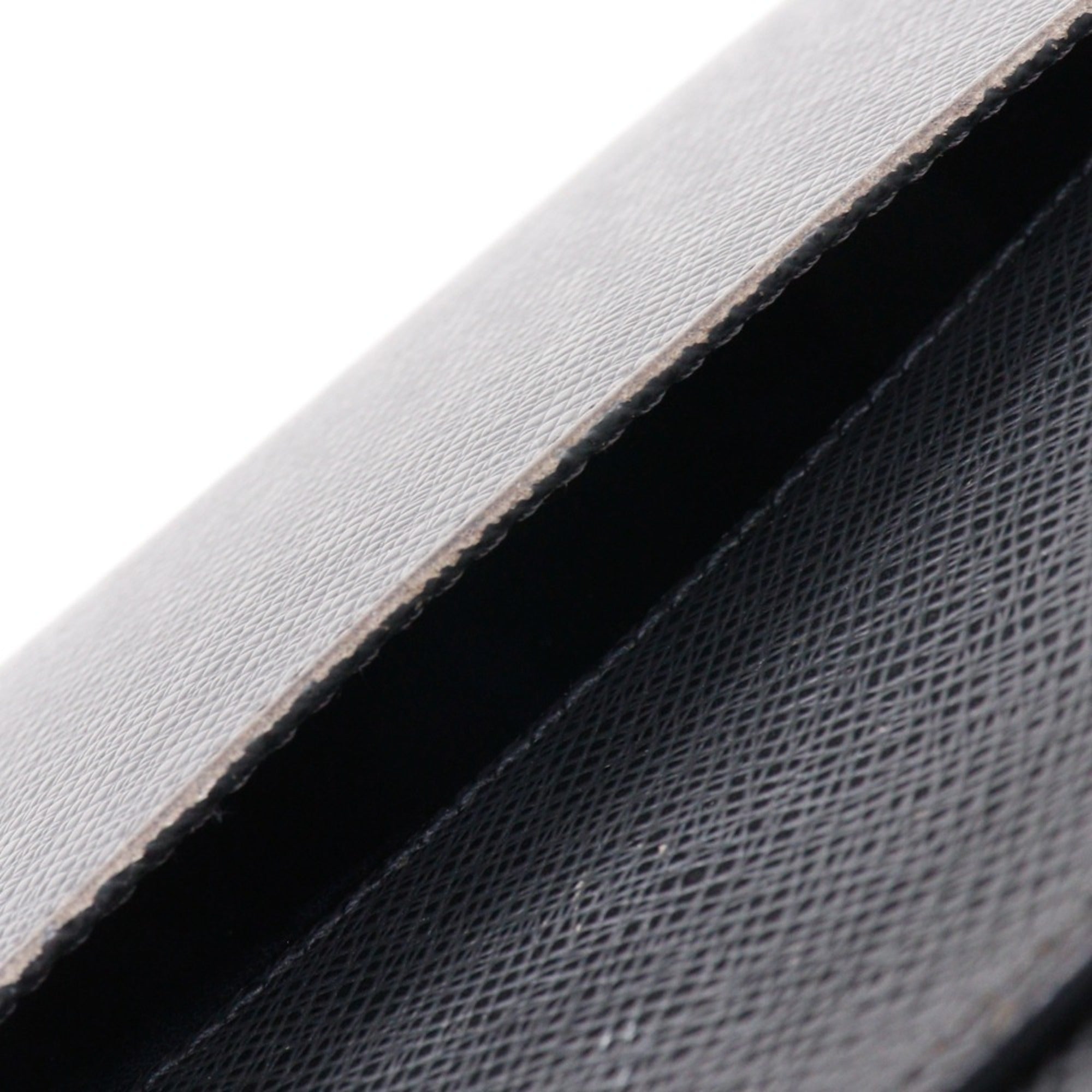 Louis Vuitton Taiga Ardoise Black Taiga Leather Handbag