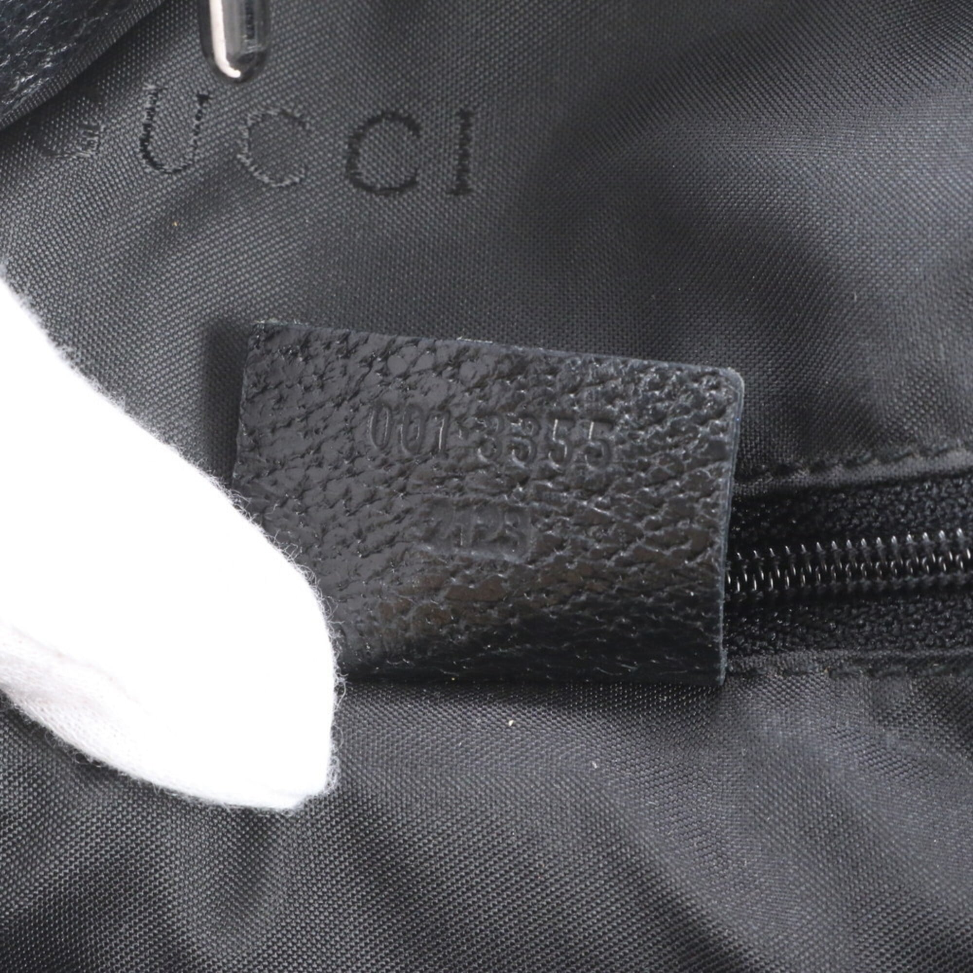 Gucci Jackie Black Leather Nylon Handbag Shoulder Bag (Pre-Owned)