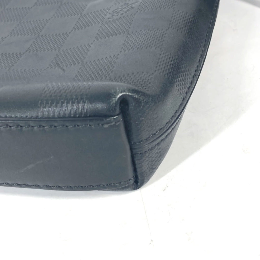 Louis Vuitton Black Galle Onyx Damier Infini Pochette Shoulder Bag