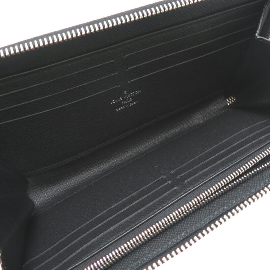 Louis Vuitton Black Taiga Leather Wallet