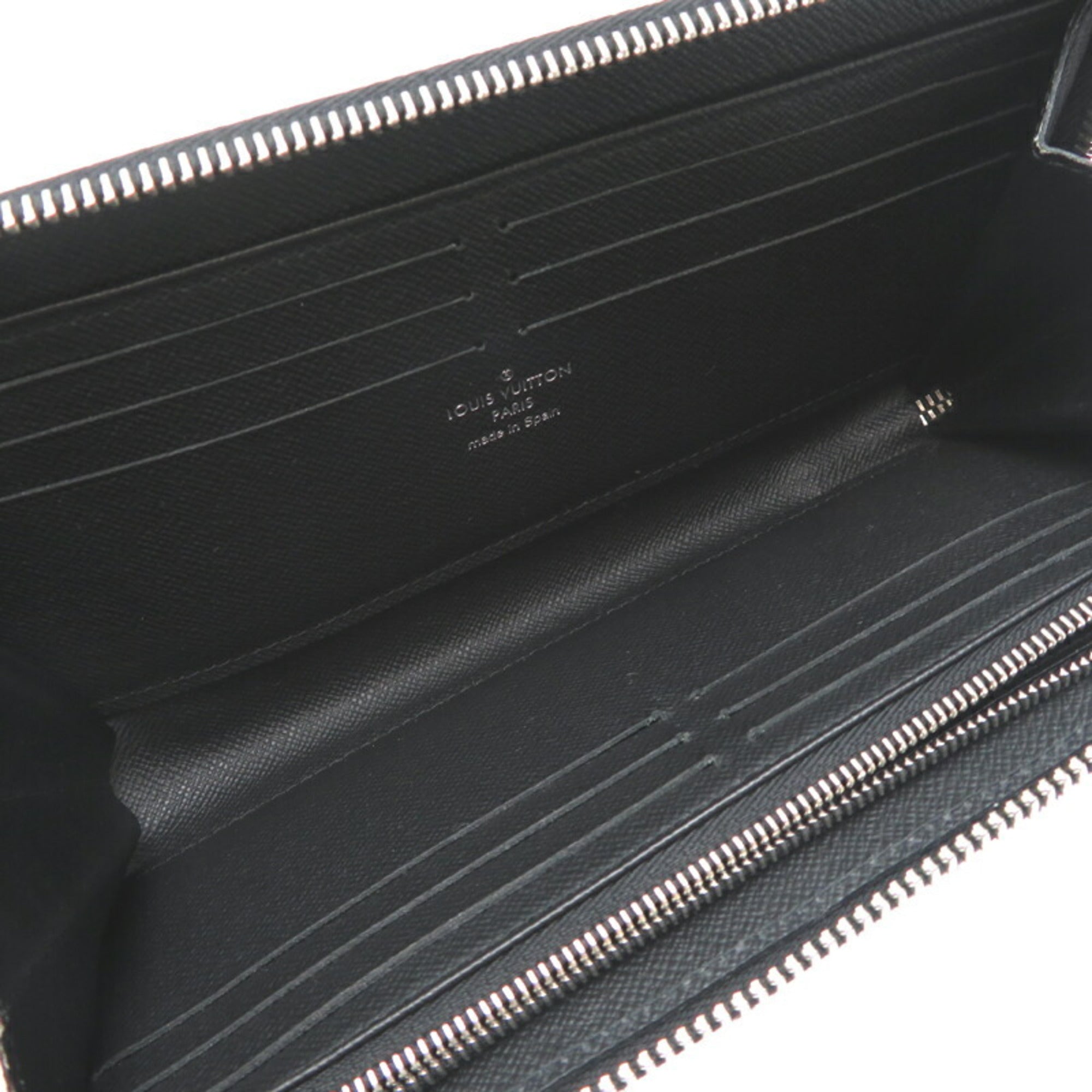Louis Vuitton Black Taiga Leather Wallet