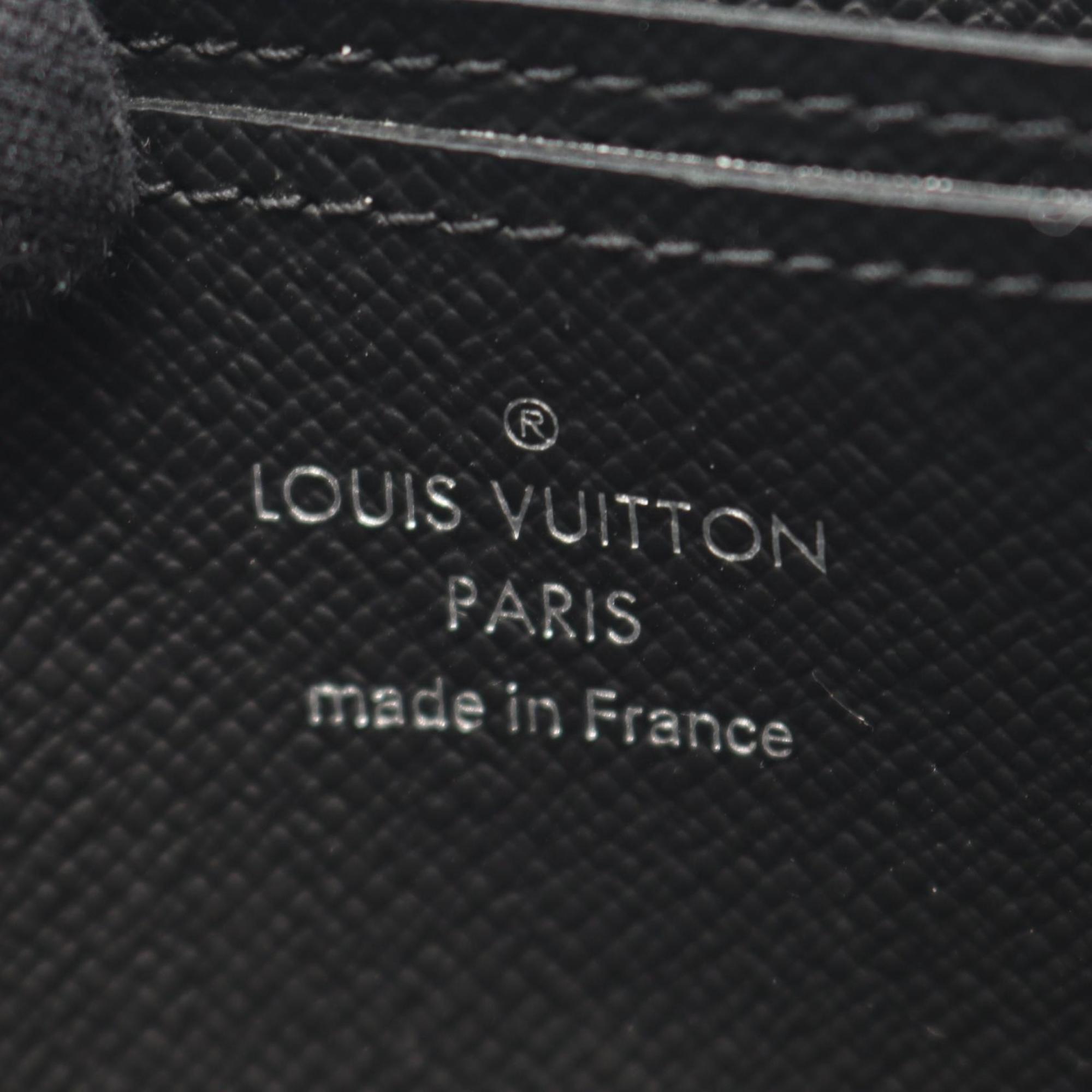 Louis Vuitton Black Taiga Leather Coin Purse/Coin Case