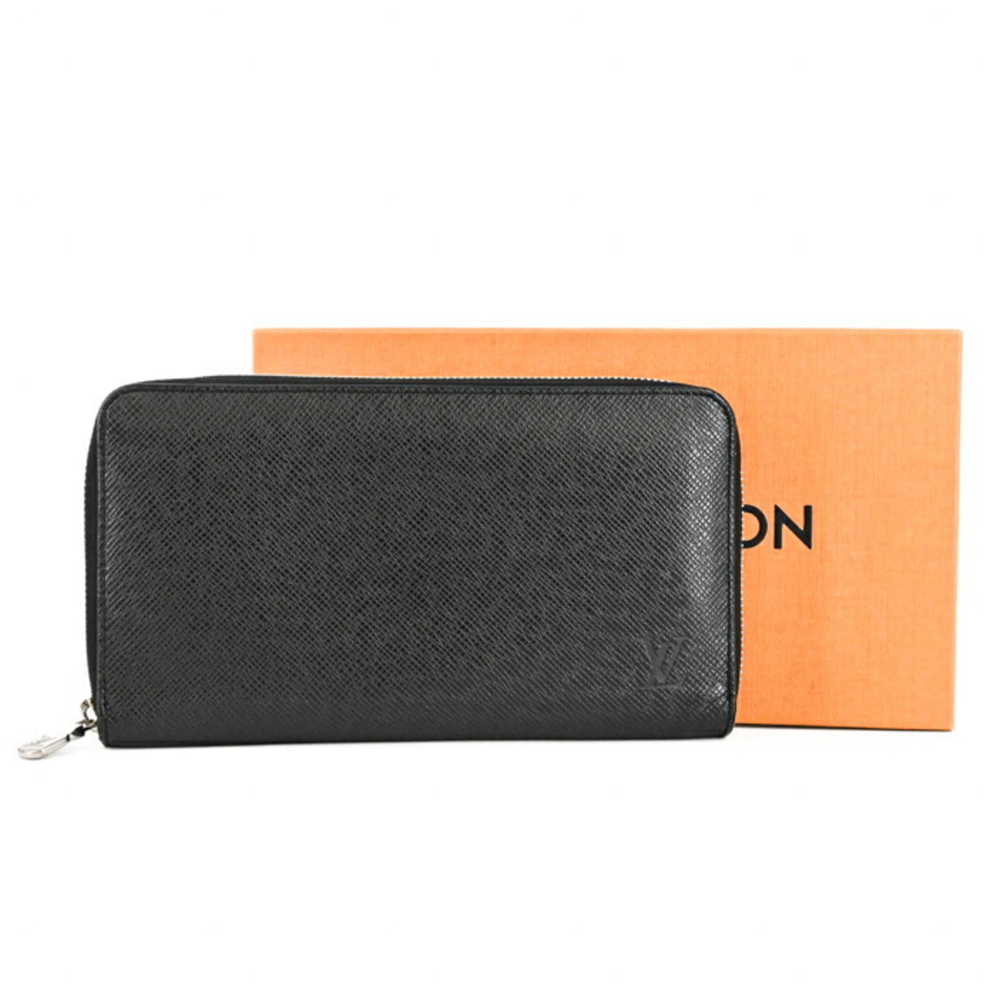 Louis Vuitton Black Taiga Leather Wallet (Tri-Fold)