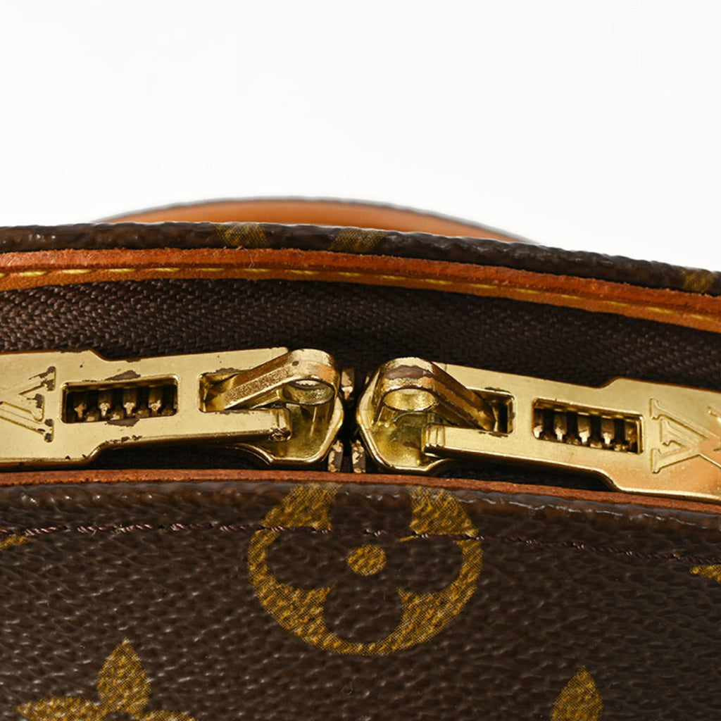 Louis Vuitton Monogram Monogram Canvas Handbag