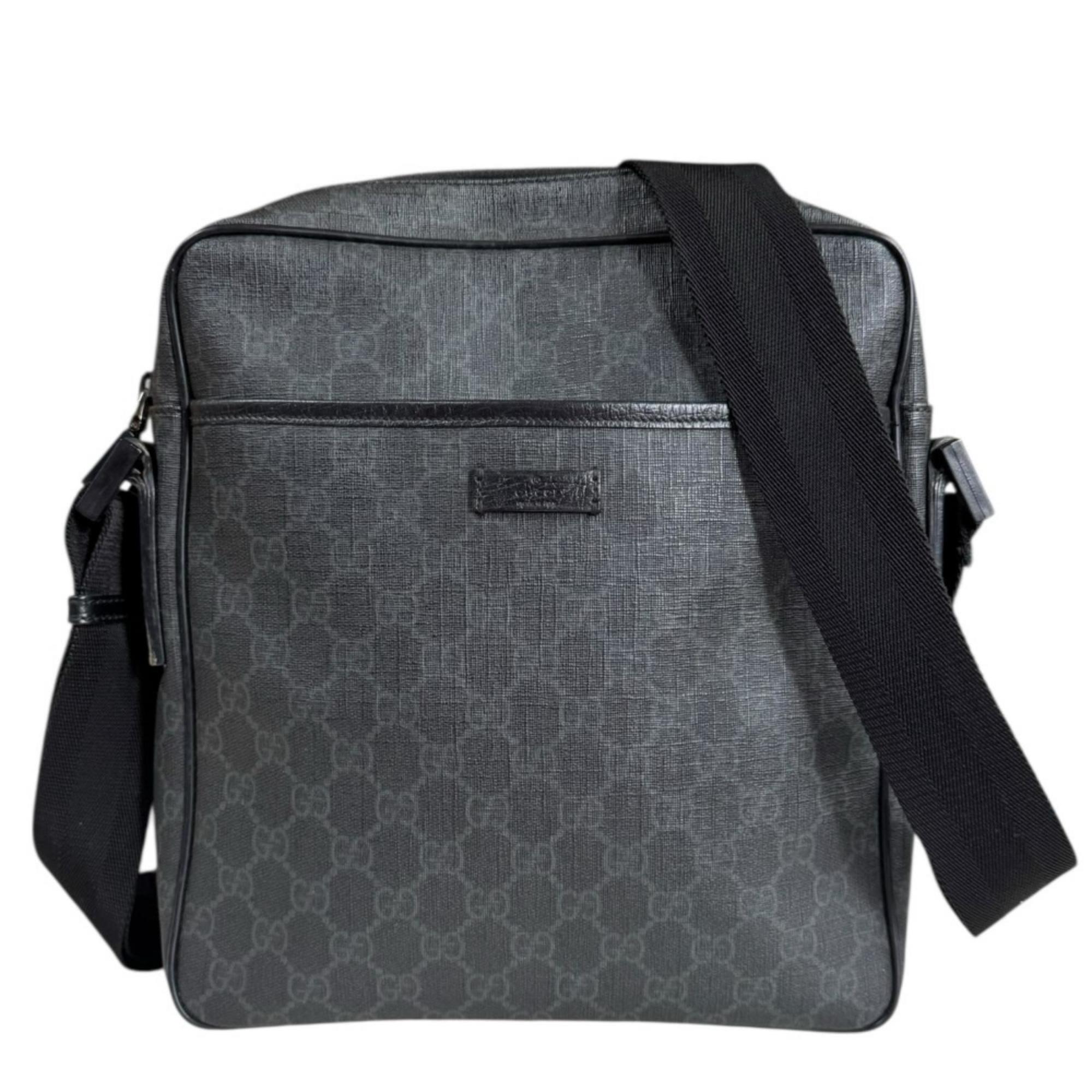 Gucci Gray Gg Supreme Shoulder Bag (Pre-Owned)