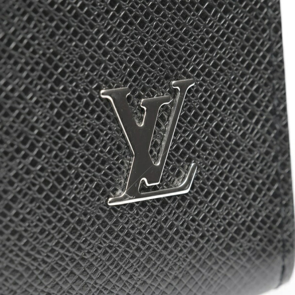 Louis Vuitton Black Taiga Leather Clutch Bag Pochette