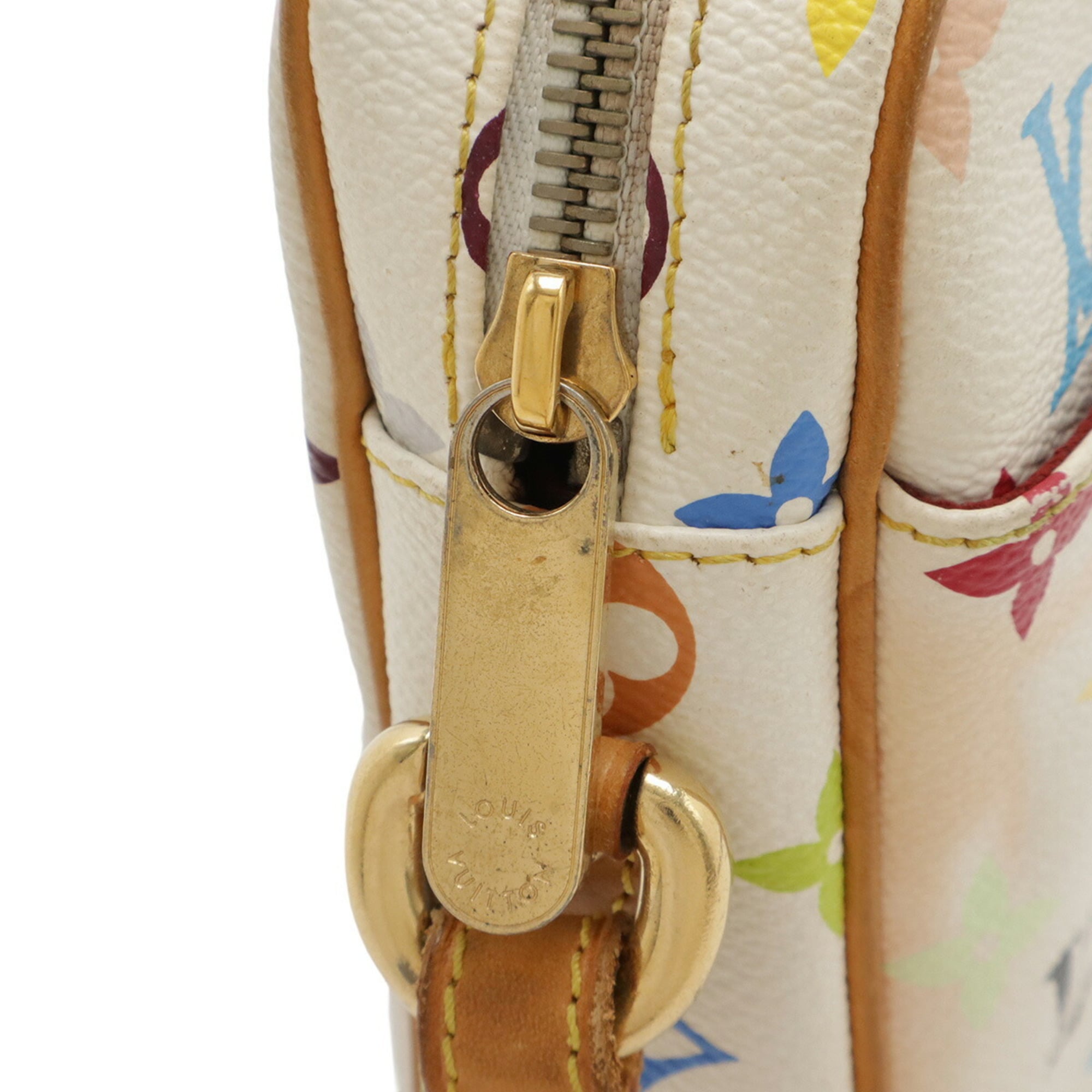 Louis Vuitton Blanc Monogram Pochette Shoulder Bag