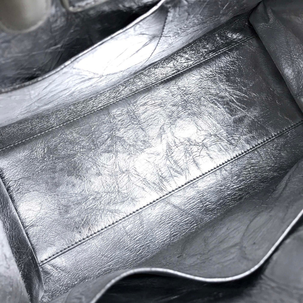 Christian Dior Silver Leather Handbag (Pre-Owned)