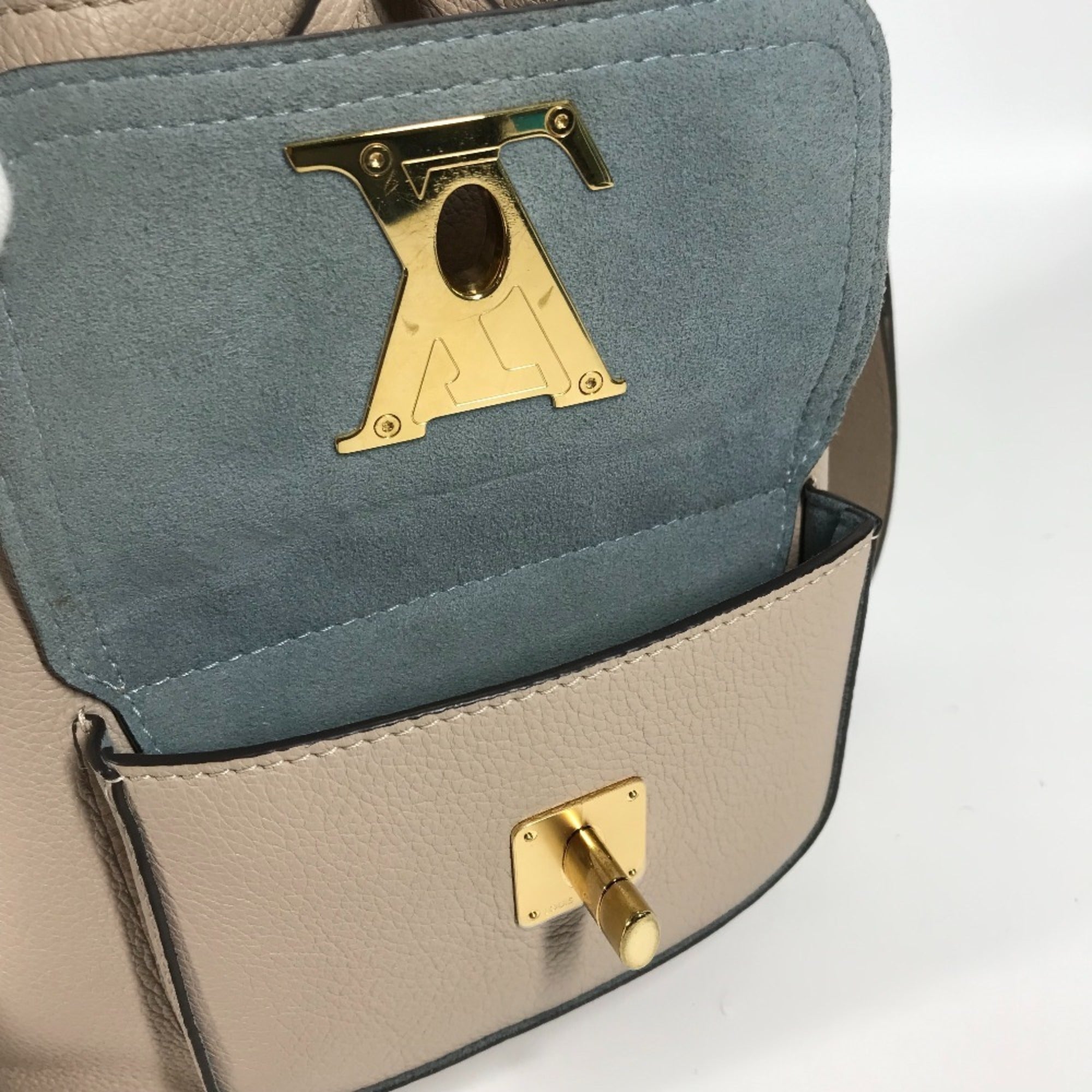 Louis Vuitton Beige Sand Leather Handbag Shoulder Bag