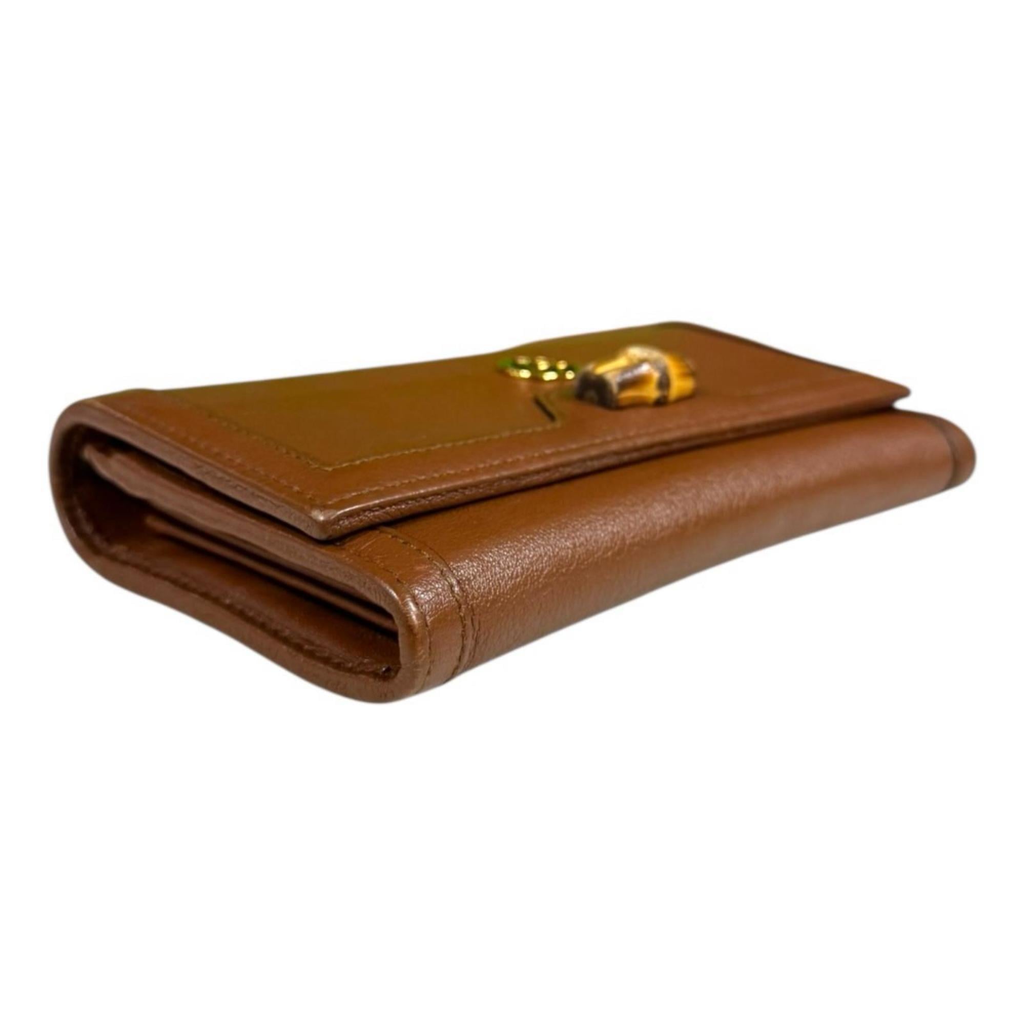 Gucci Brown Leather Chain/Shoulder Wallet (Pre-Owned)