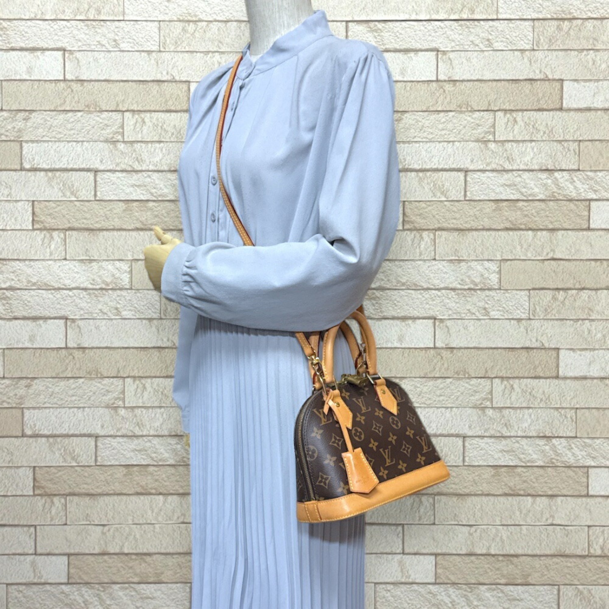 Louis Vuitton Monogram Brown Monogram Monogram Shoulder Bag