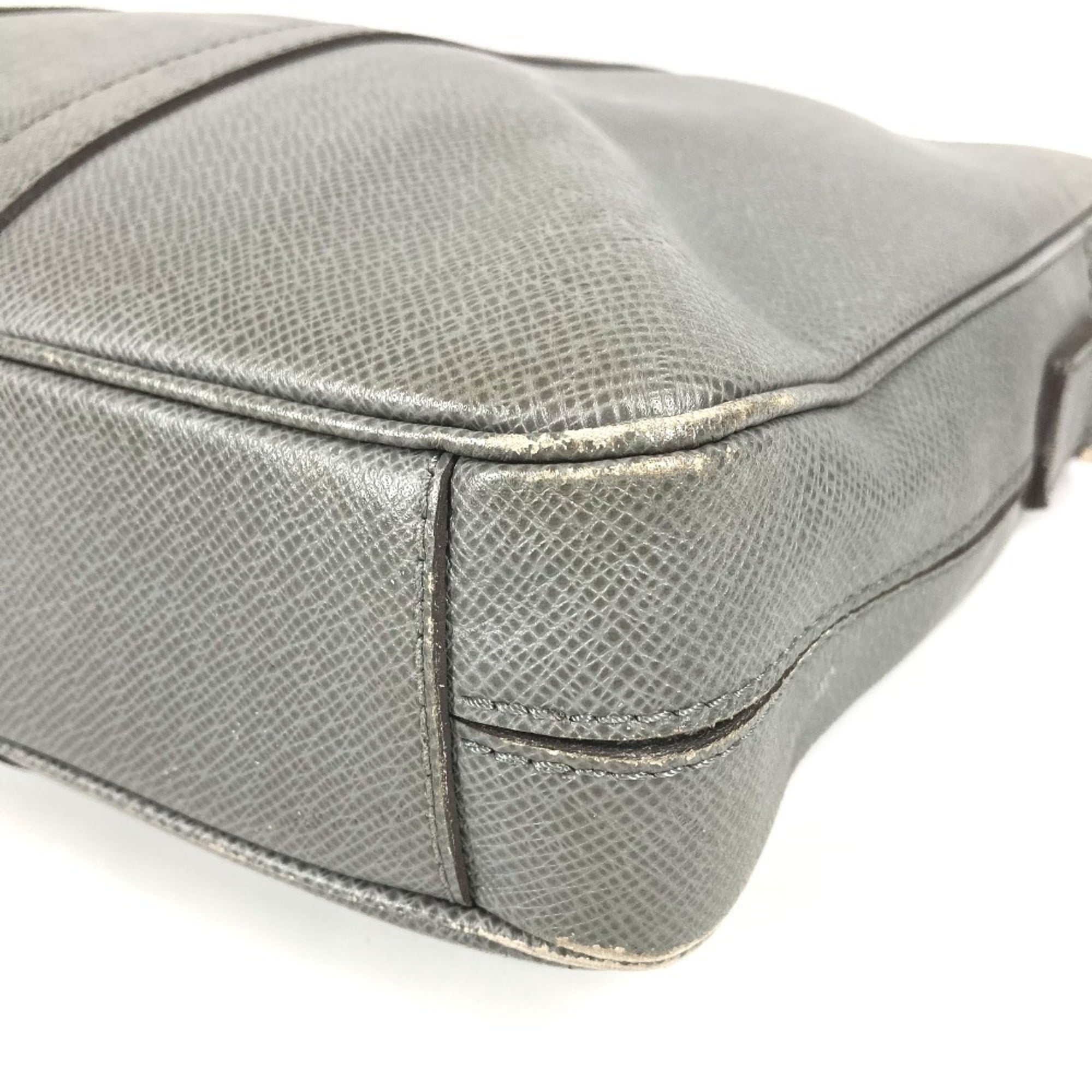 Louis Vuitton Galle Glacier Gray Taiga Leather Handbag Tote Bag