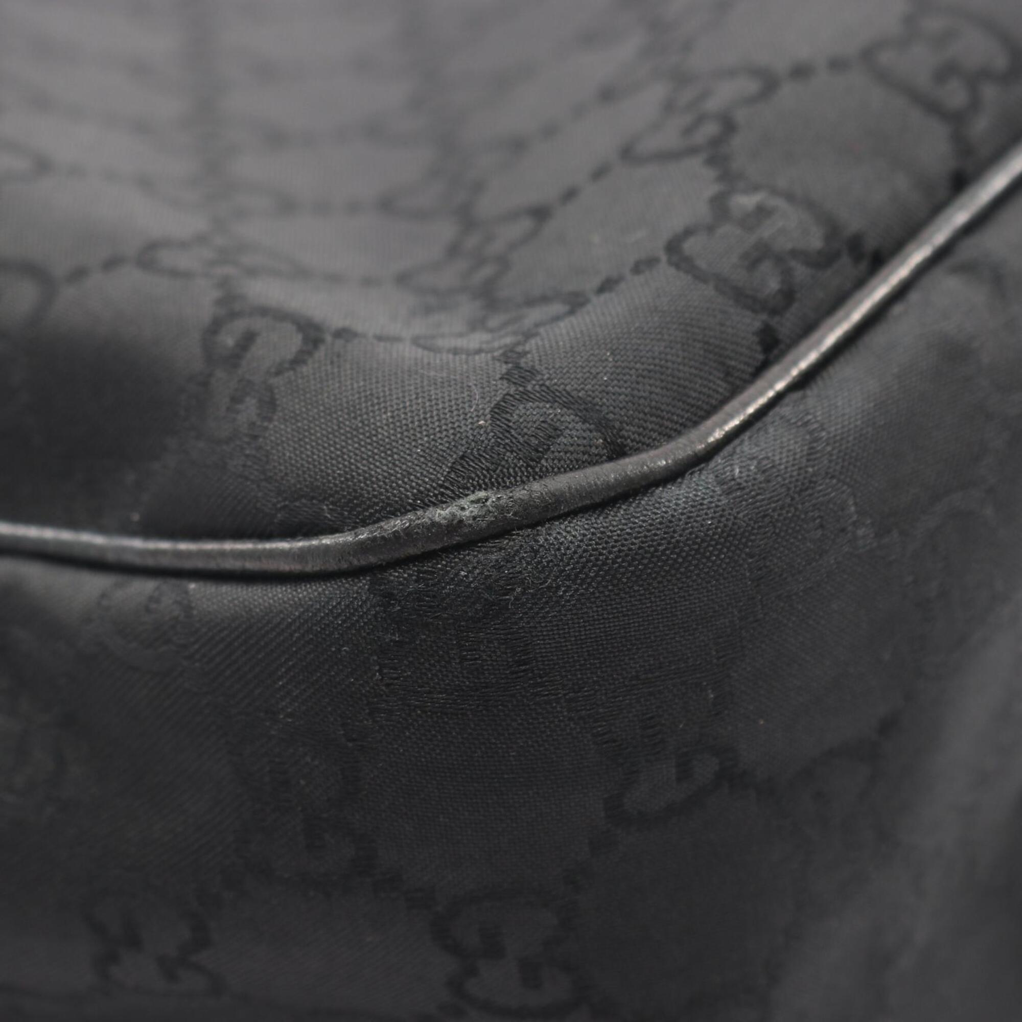 Gucci Black Nylon Leather Handbag Shoulder Bag (Pre-Owned)