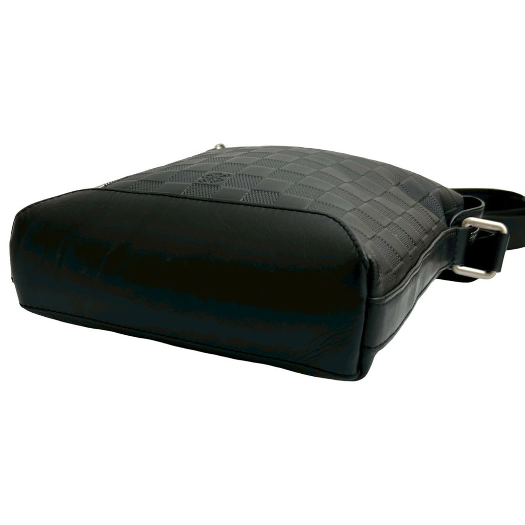 Louis Vuitton Black Leather Shoulder Bag