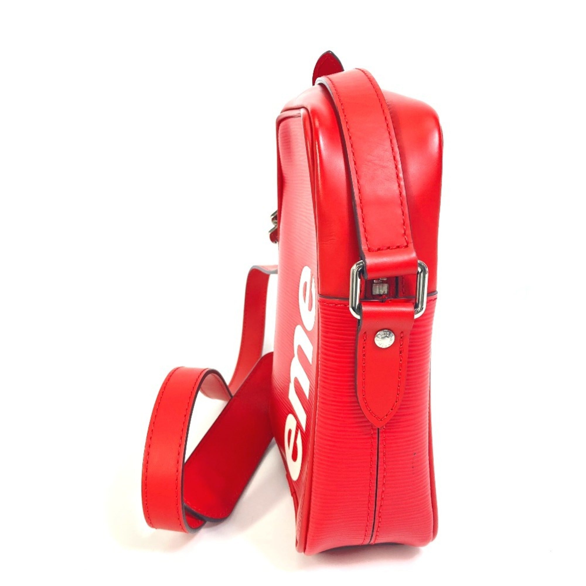 Louis Vuitton Epi Red Color Shoulder Bag