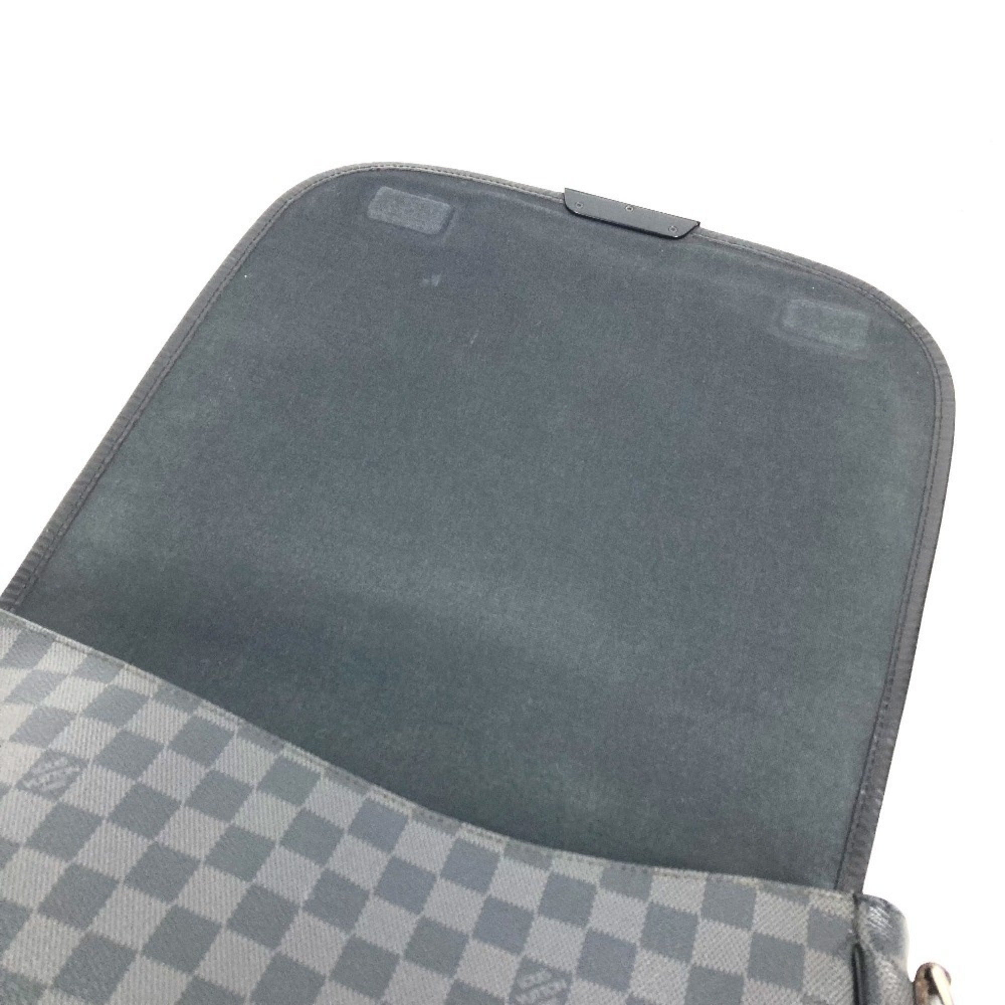 Louis Vuitton Black Damier Graphite Messenger Bag Shoulder Bag