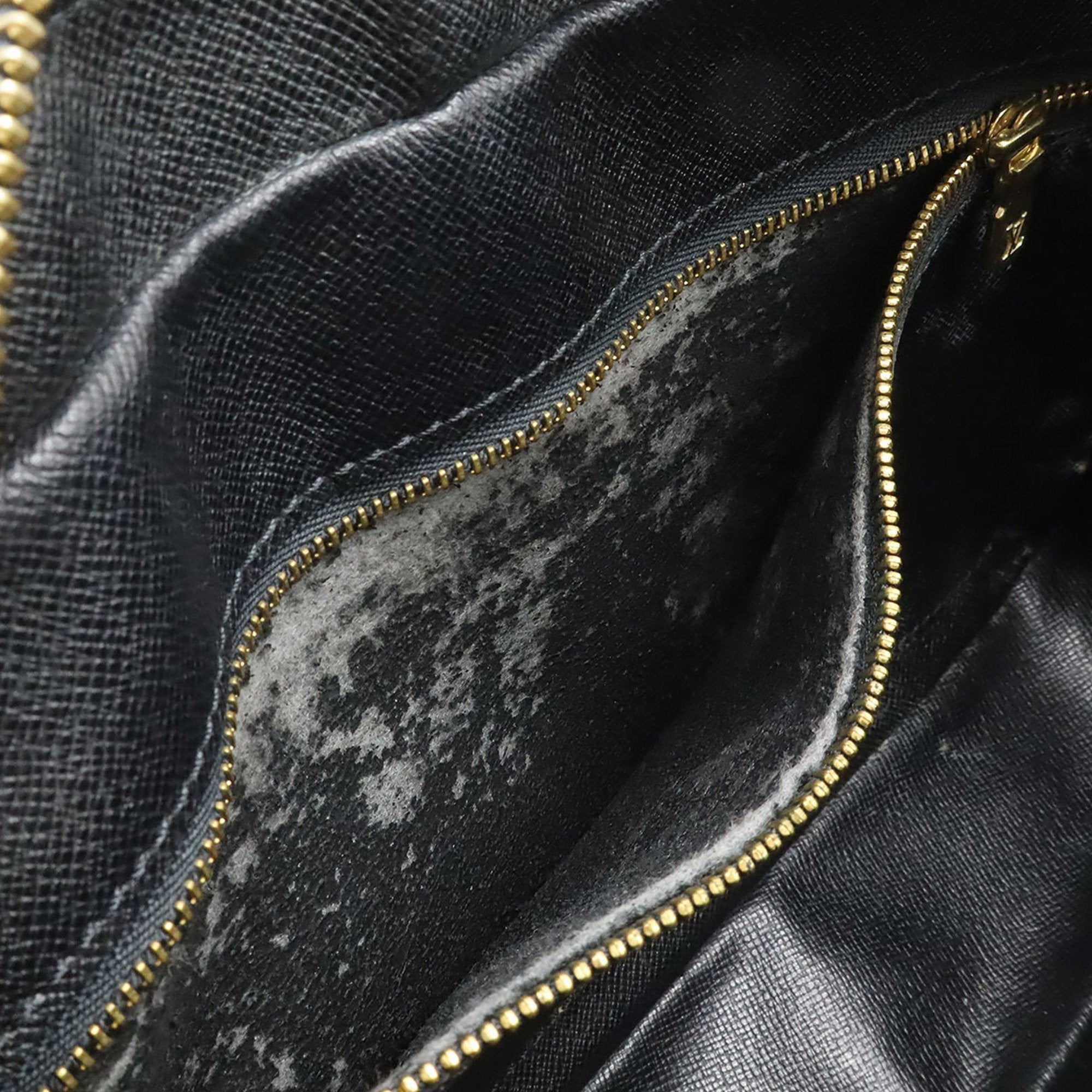 Louis Vuitton Noir Epi Leather Shoulder Bag