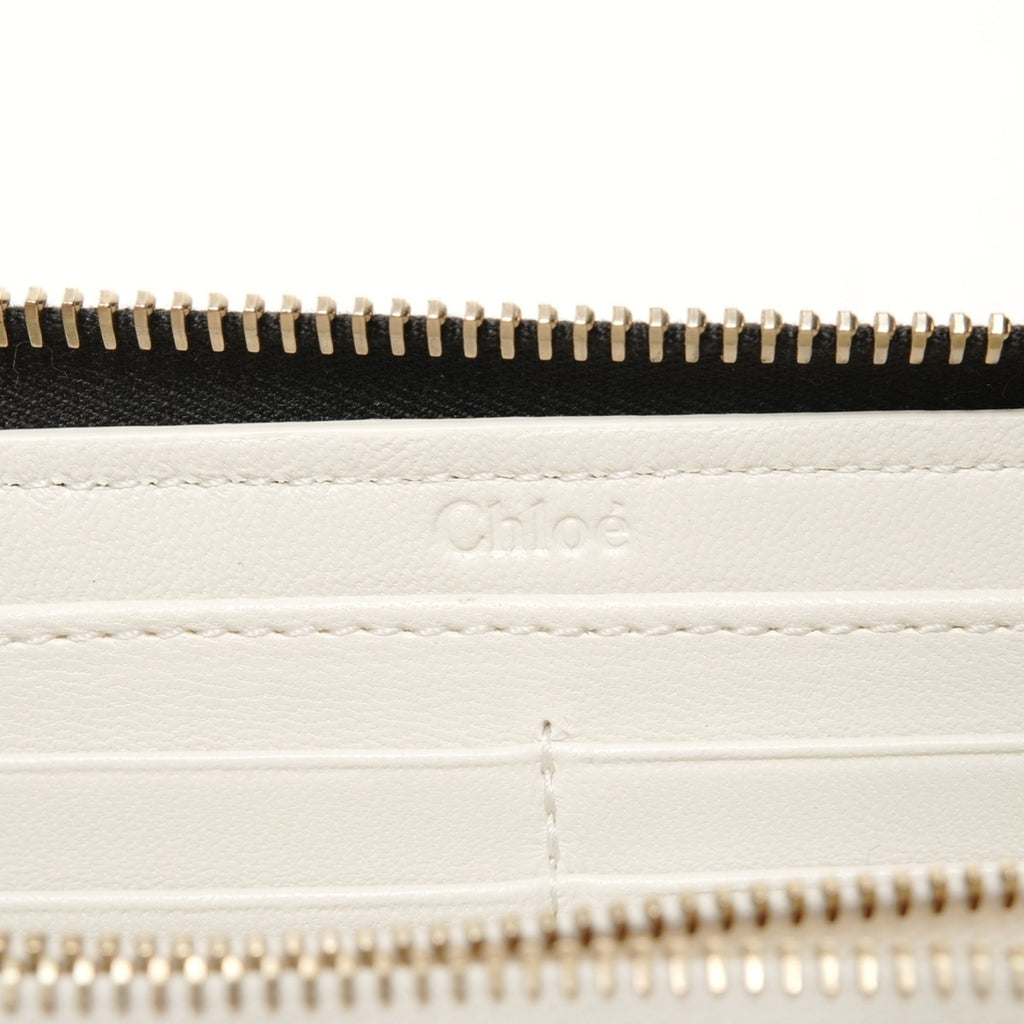Chloé Black Leather Long Wallet (Bi-Fold) (Pre-Owned)