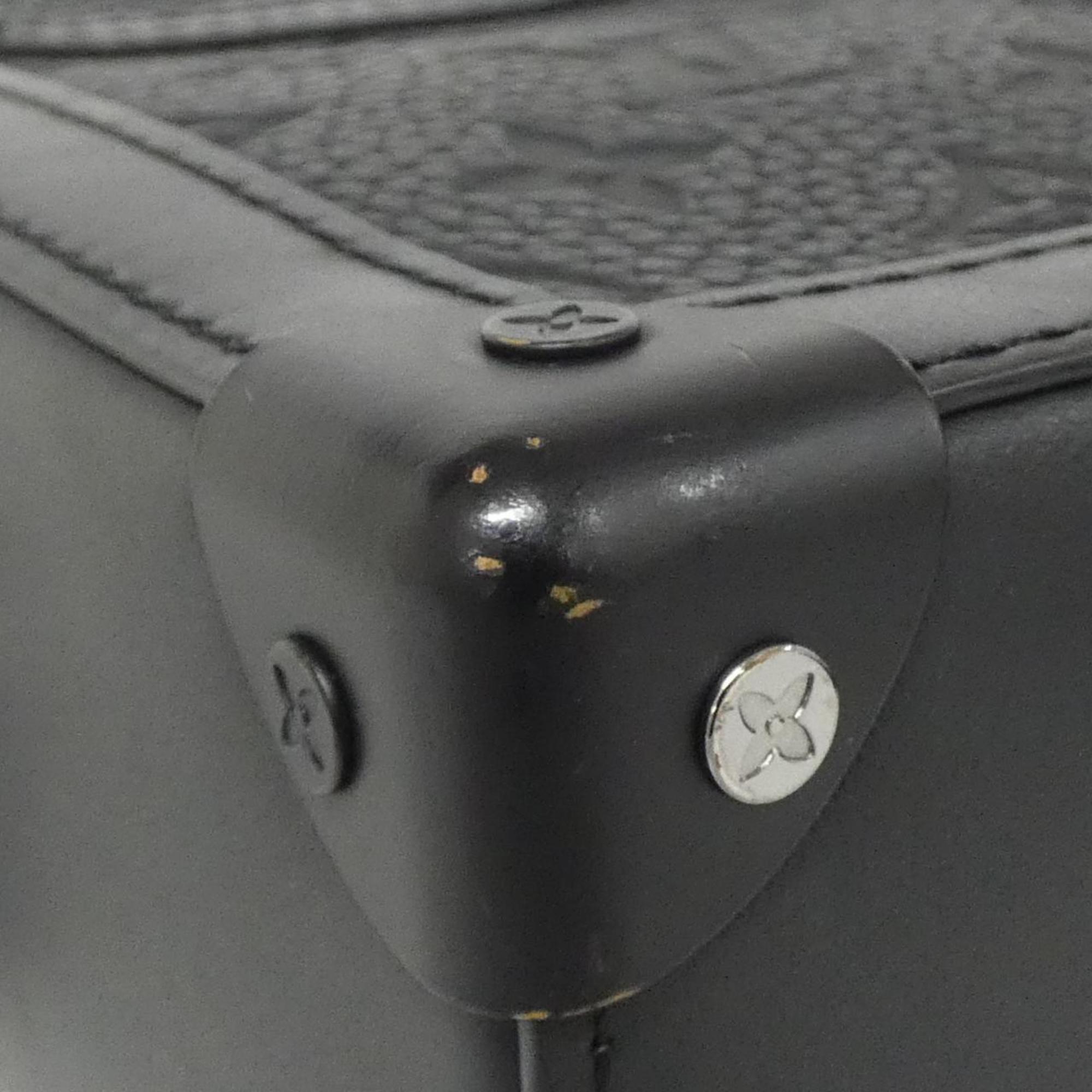 Louis Vuitton Black Leather Shoulder Bag