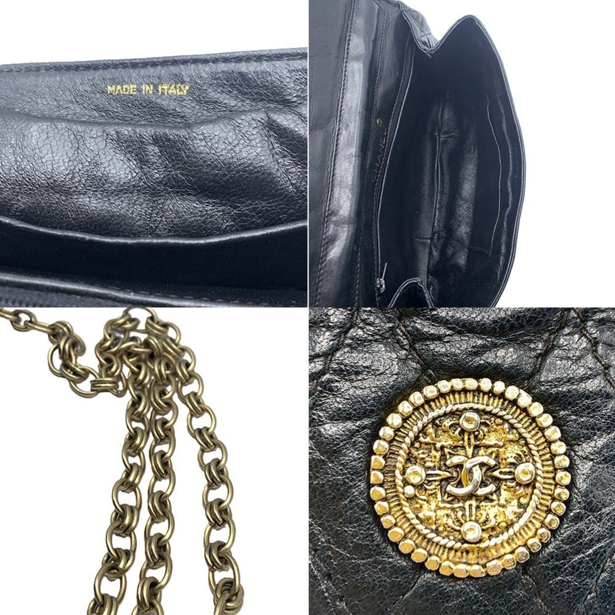 Chanel Leather Shoulder Bag