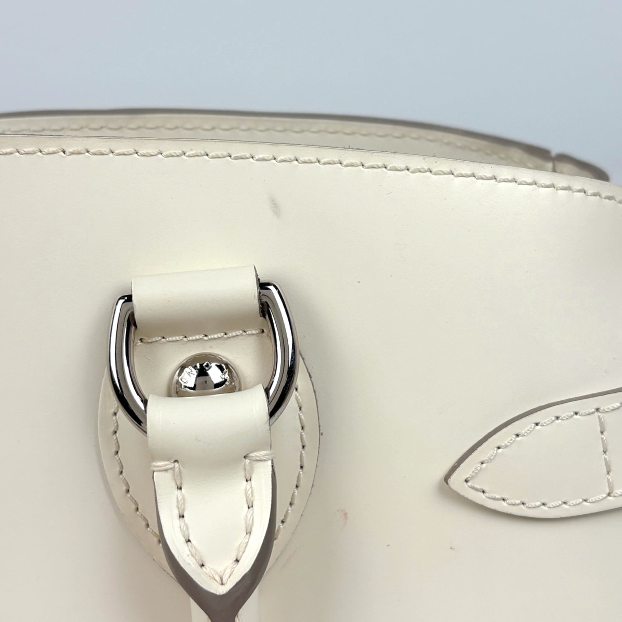 Louis Vuitton Ivory Lv Off White Ivory Handbag