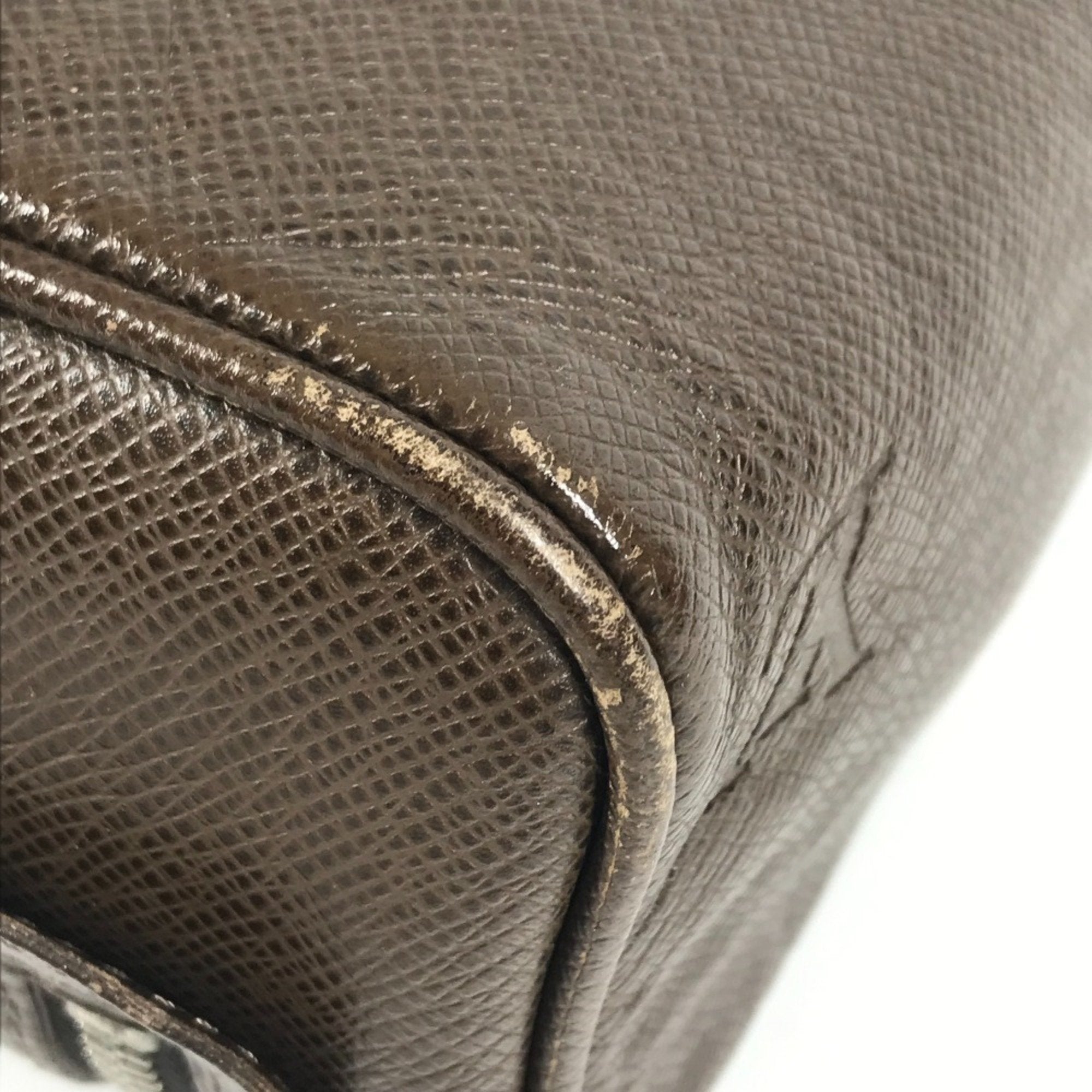 Louis Vuitton Brown Grizzly Taiga Leather Pouch