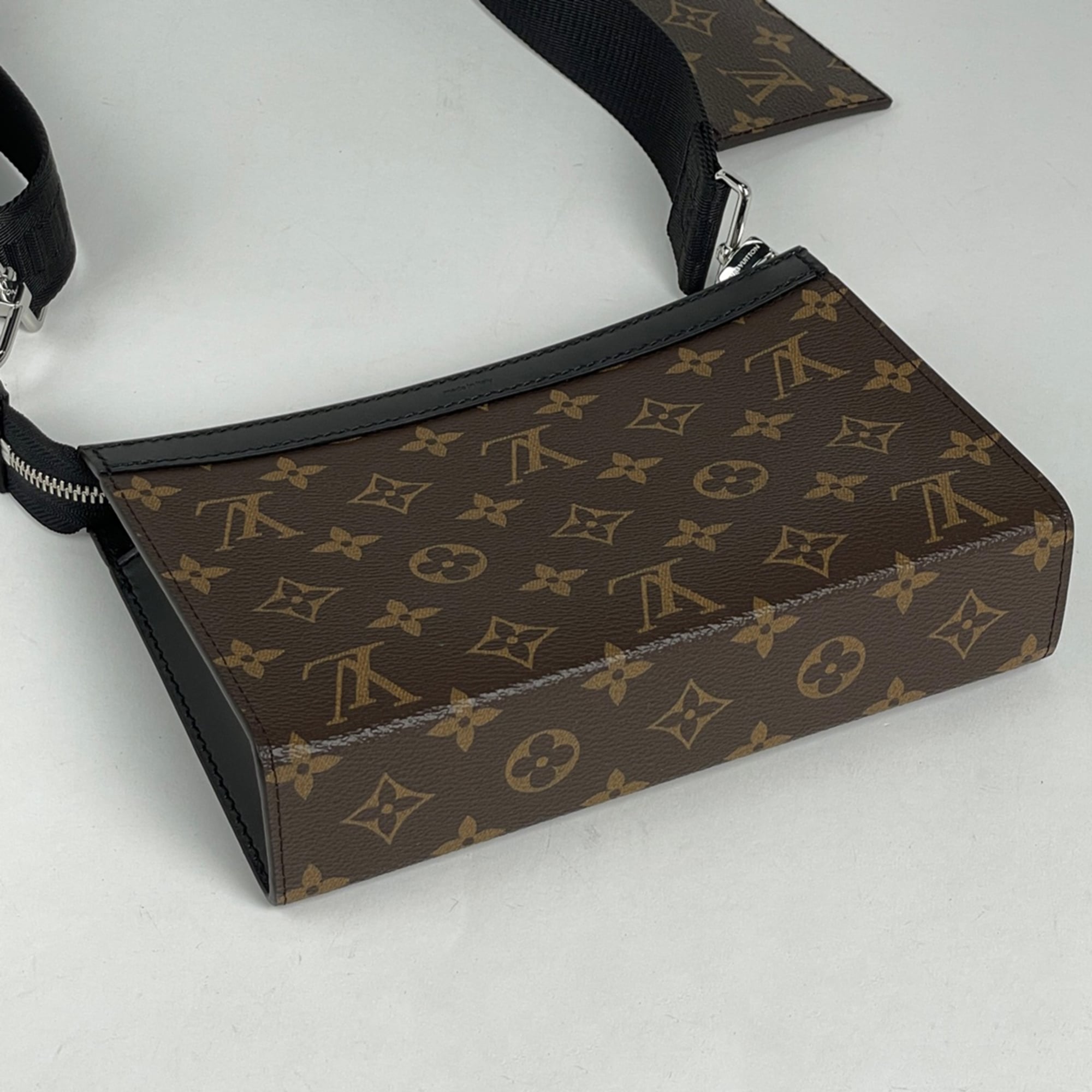 Louis Vuitton Brown Monogram Pouch Shoulder Bag