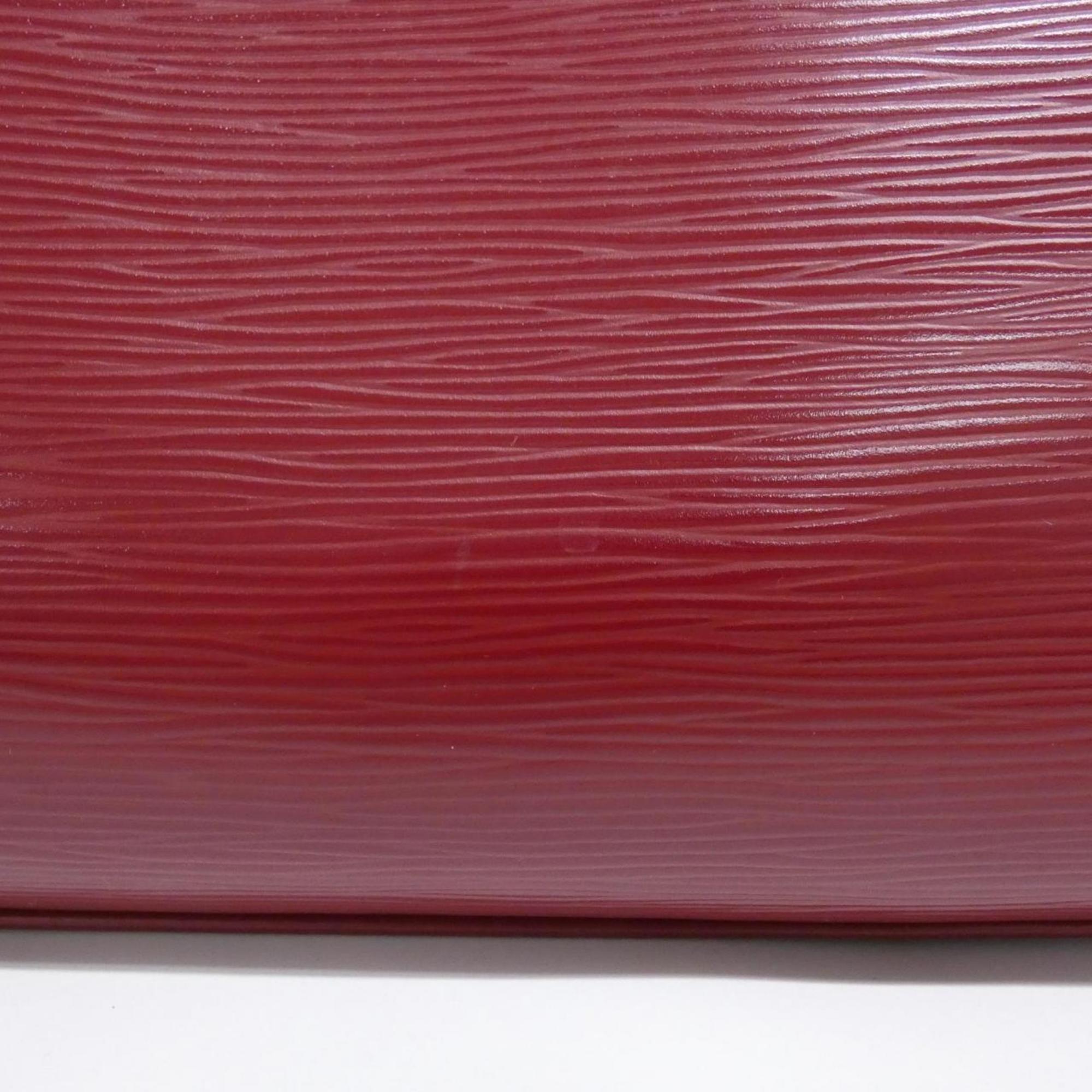 Louis Vuitton Ruby Leather Handbag