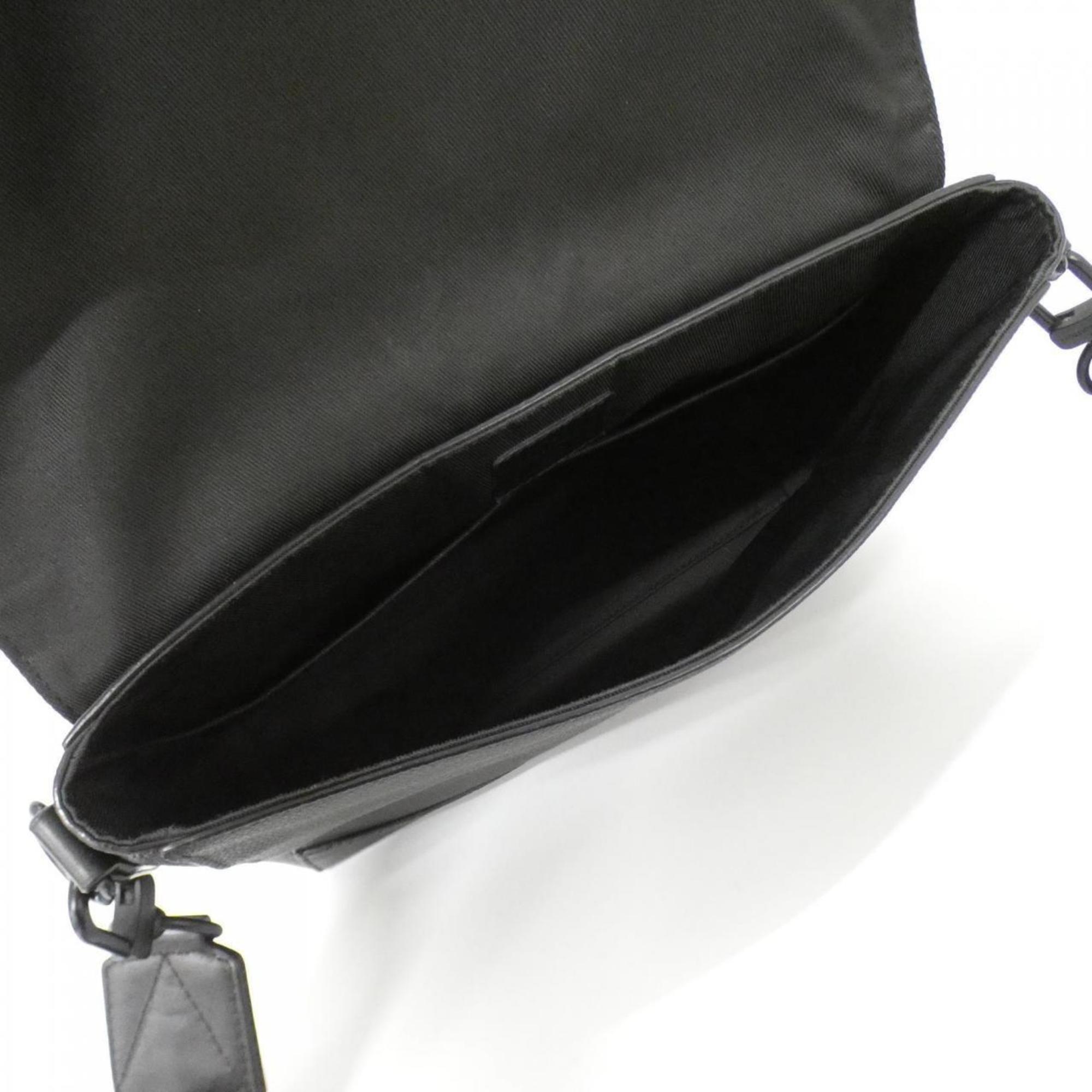 Louis Vuitton Black Leather Shoulder Bag