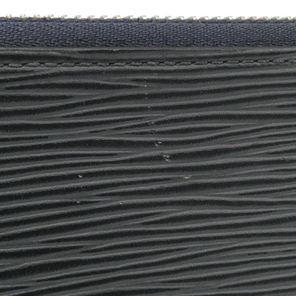 Louis Vuitton Black Leather Handbag Pochette