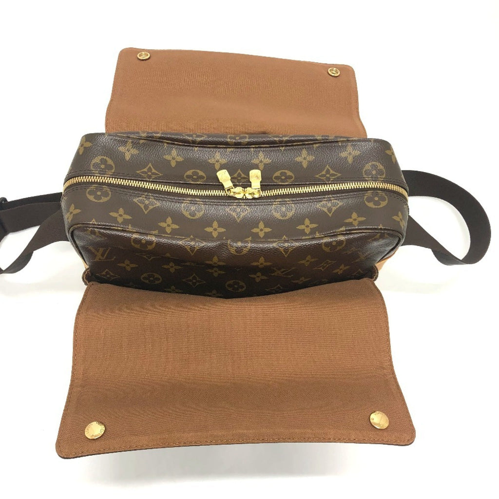 Louis Vuitton Brown Monogram Canvas Messenger Bag Shoulder Bag