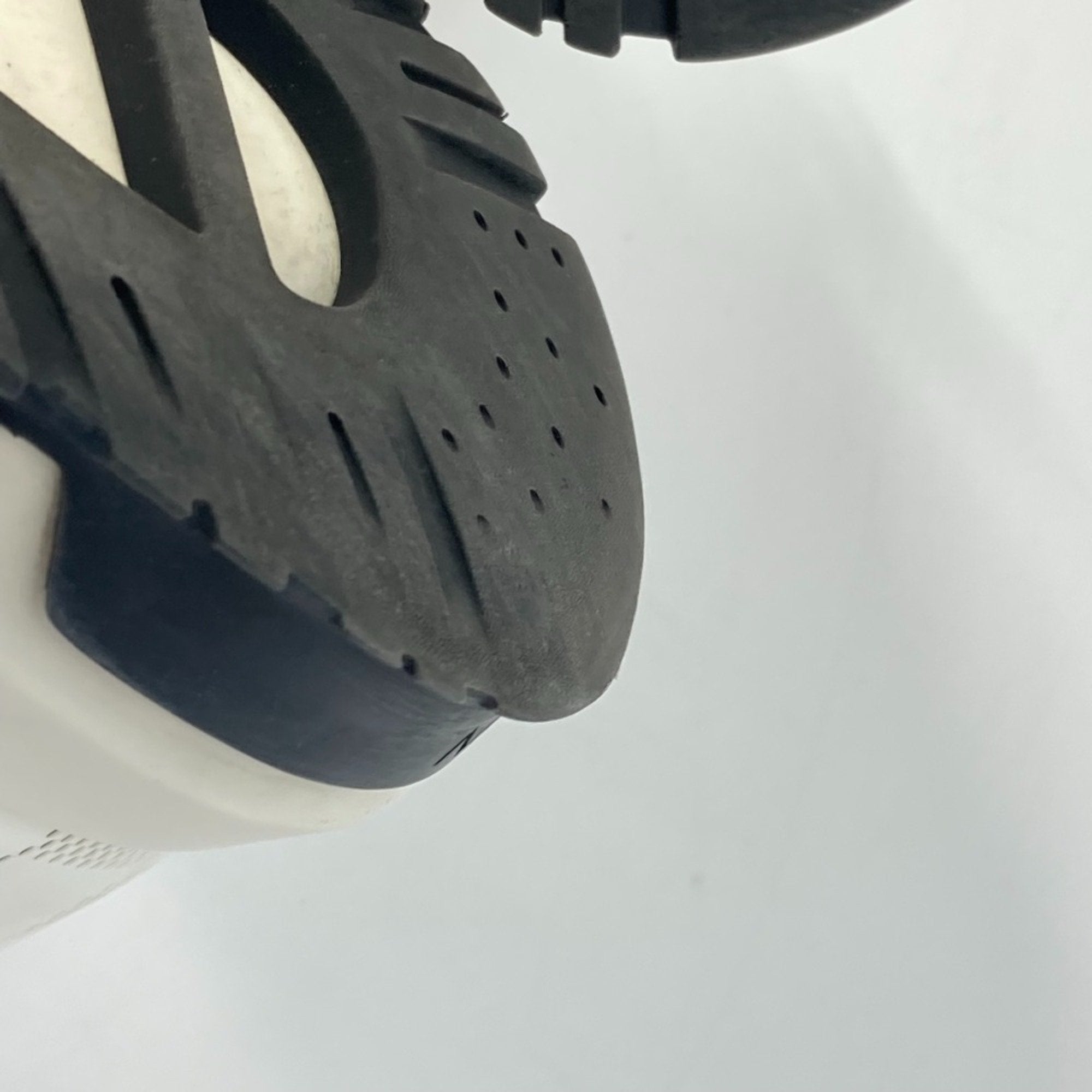 Louis Vuitton Black White Sneakers