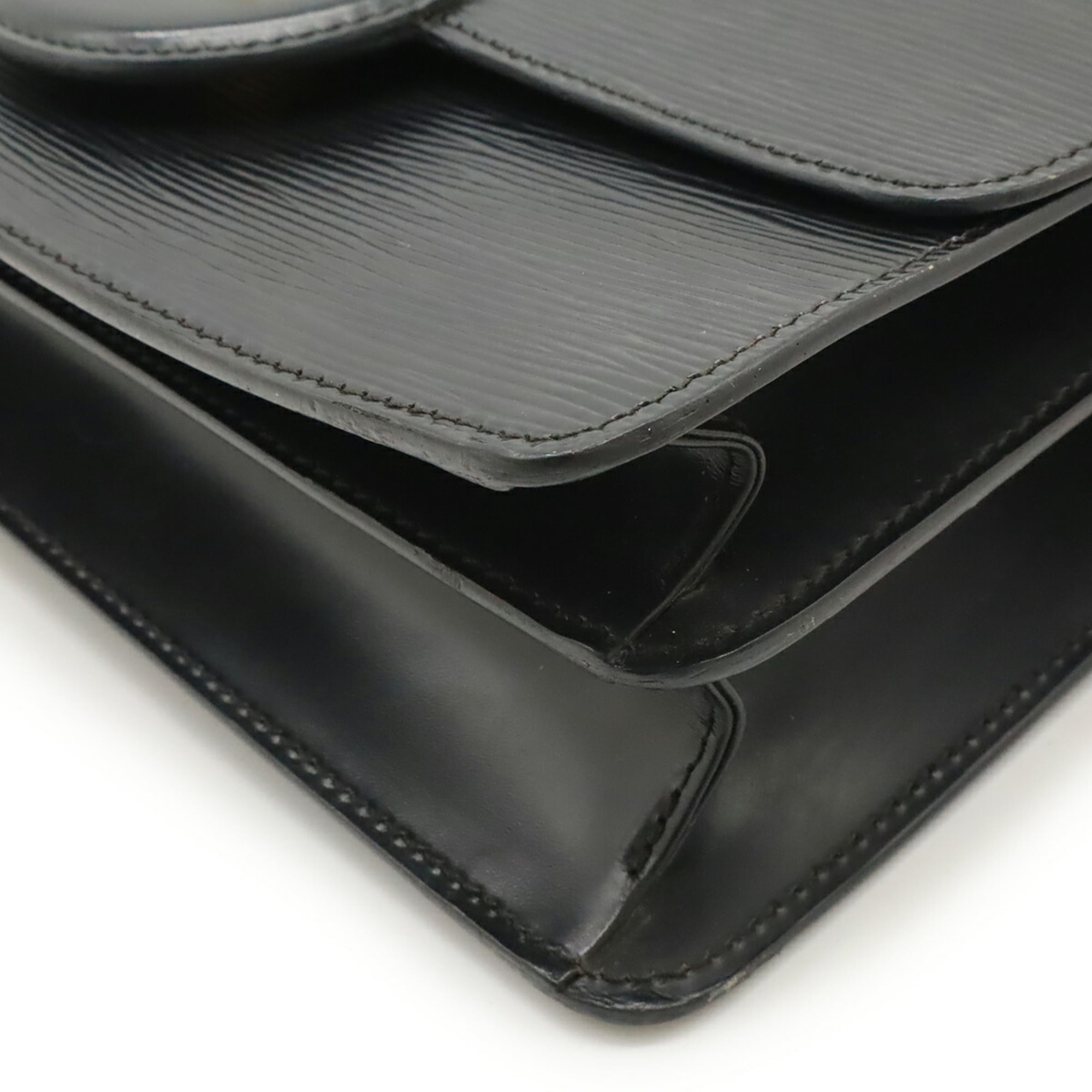 Louis Vuitton Epi Black Noir Epi Leather Pochette Shoulder Bag