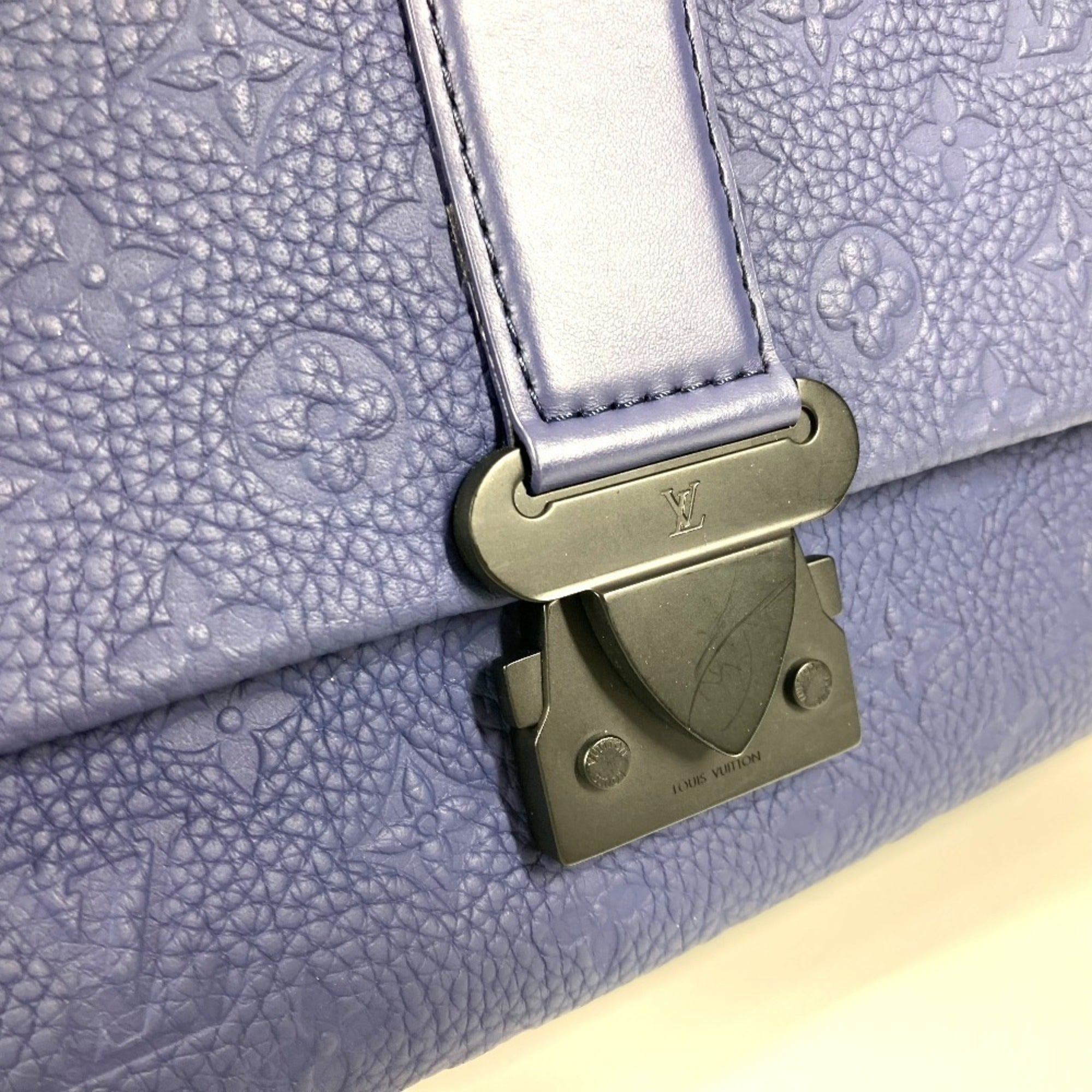 Louis Vuitton Blue Leather Shoulder Bag
