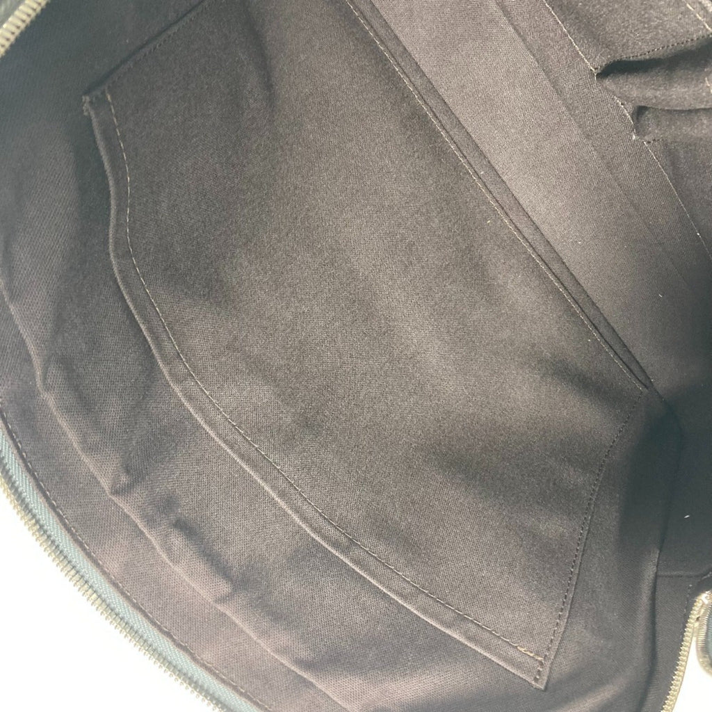 Louis Vuitton Glacier Gray Taiga Leather Leather Briefcase