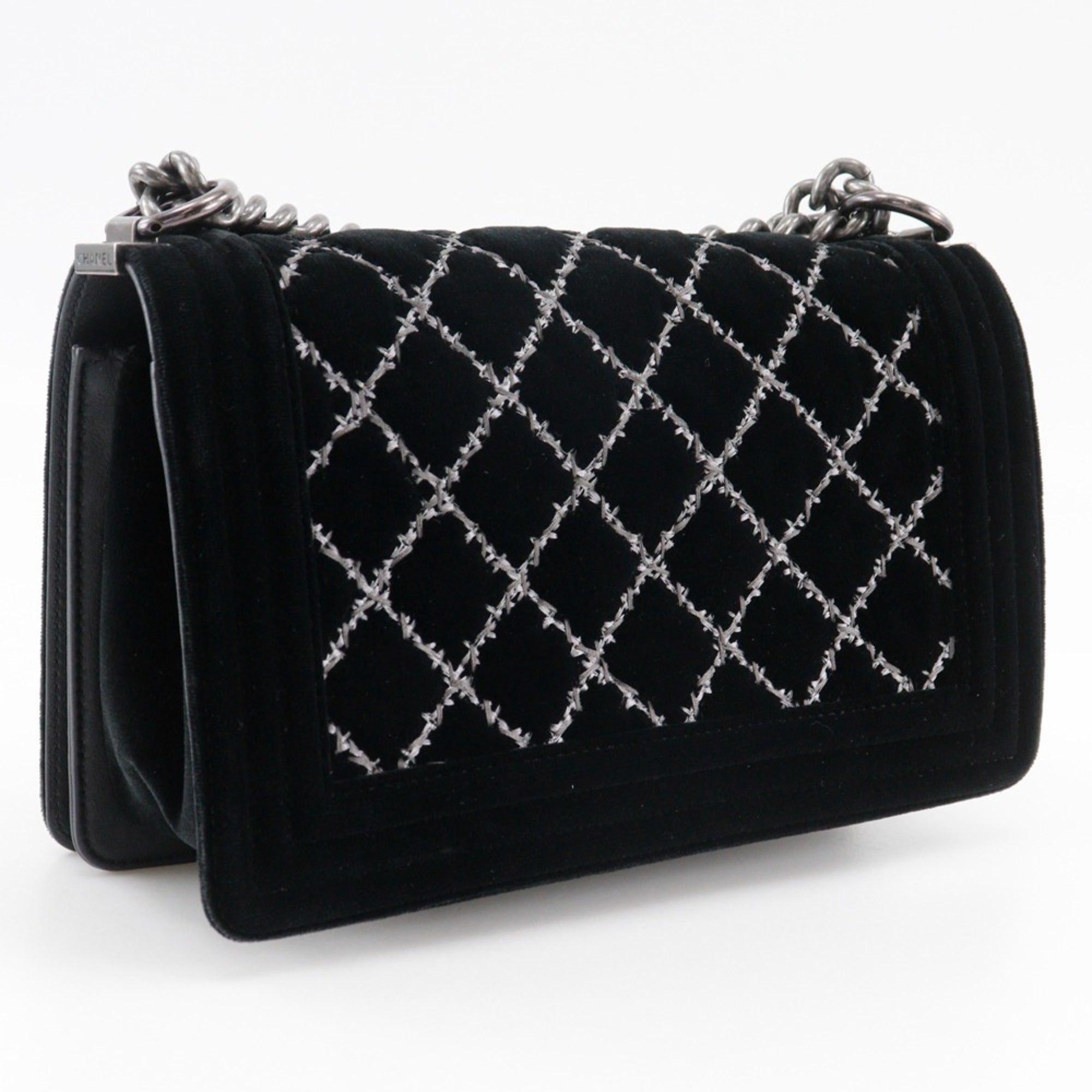 Chanel Black Leather Leather Shoulder Bag