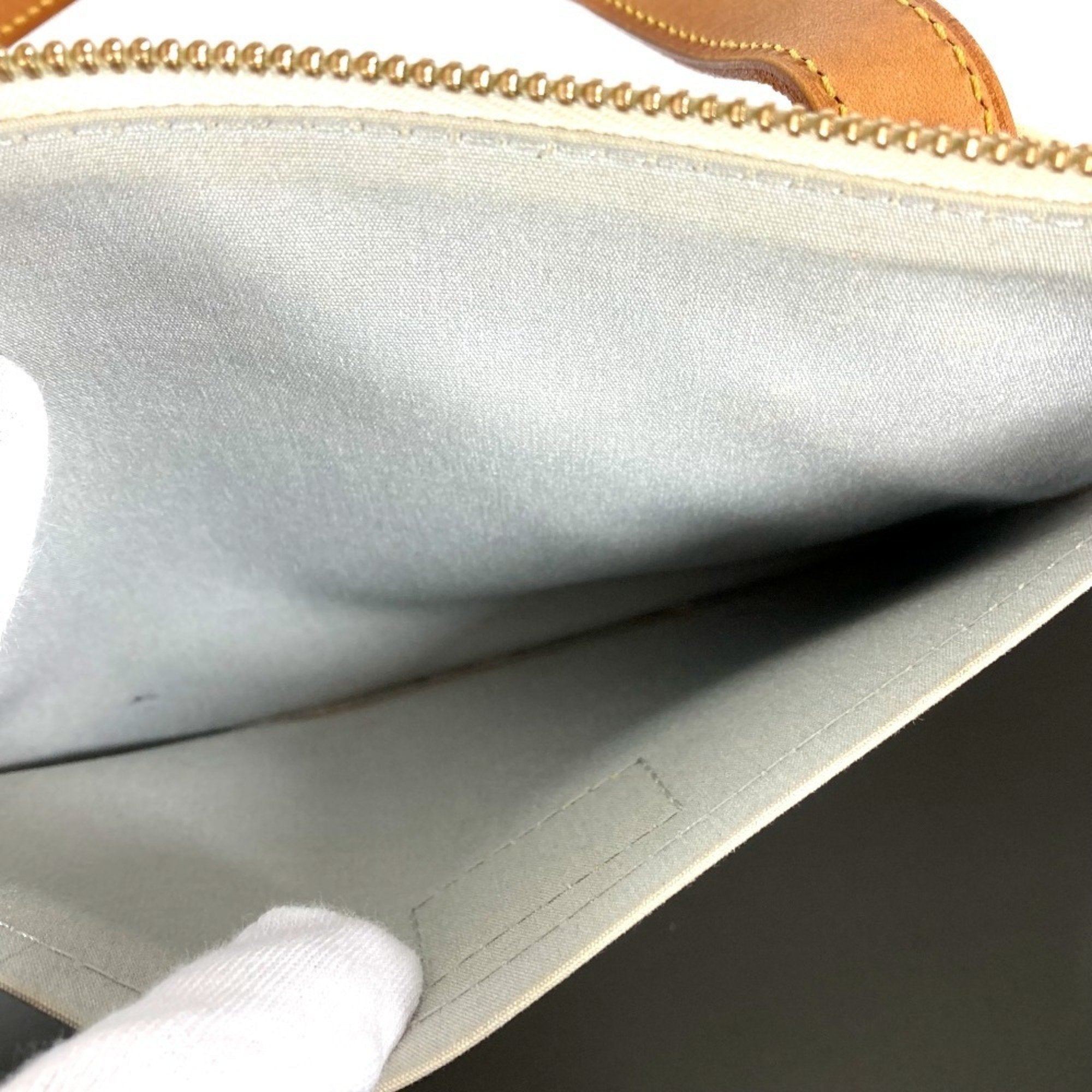 Louis Vuitton Pearl White Monogram Vernis Handbag Shoulder Bag Tote Bag