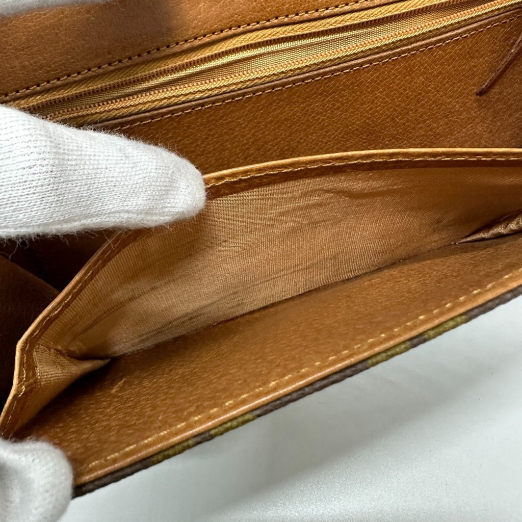 Louis Vuitton Brown Monogram Clutch Bag Pochette