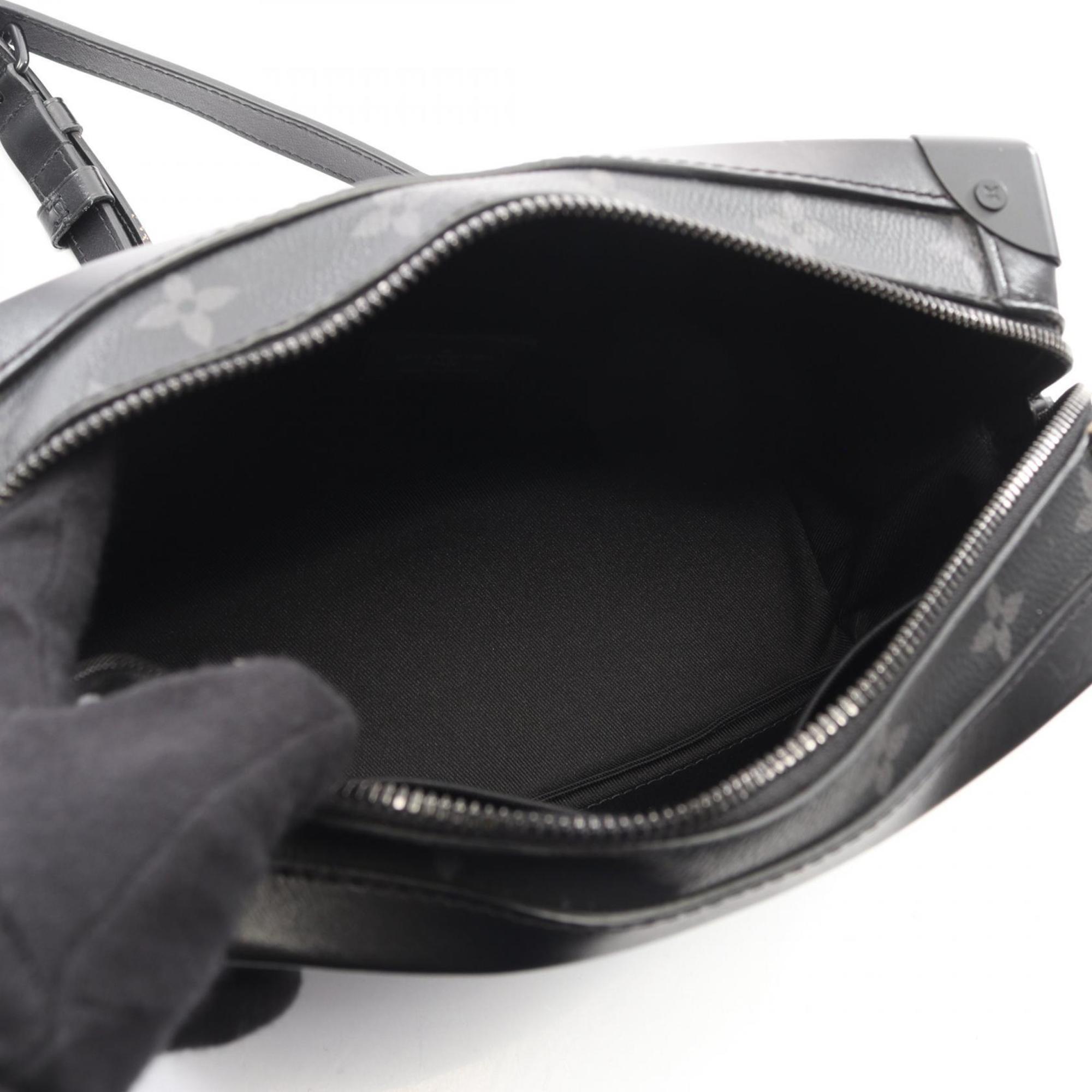 Louis Vuitton Black Monogram Eclipse Noir Coated Canvas Leather Handbag Shoulder Bag